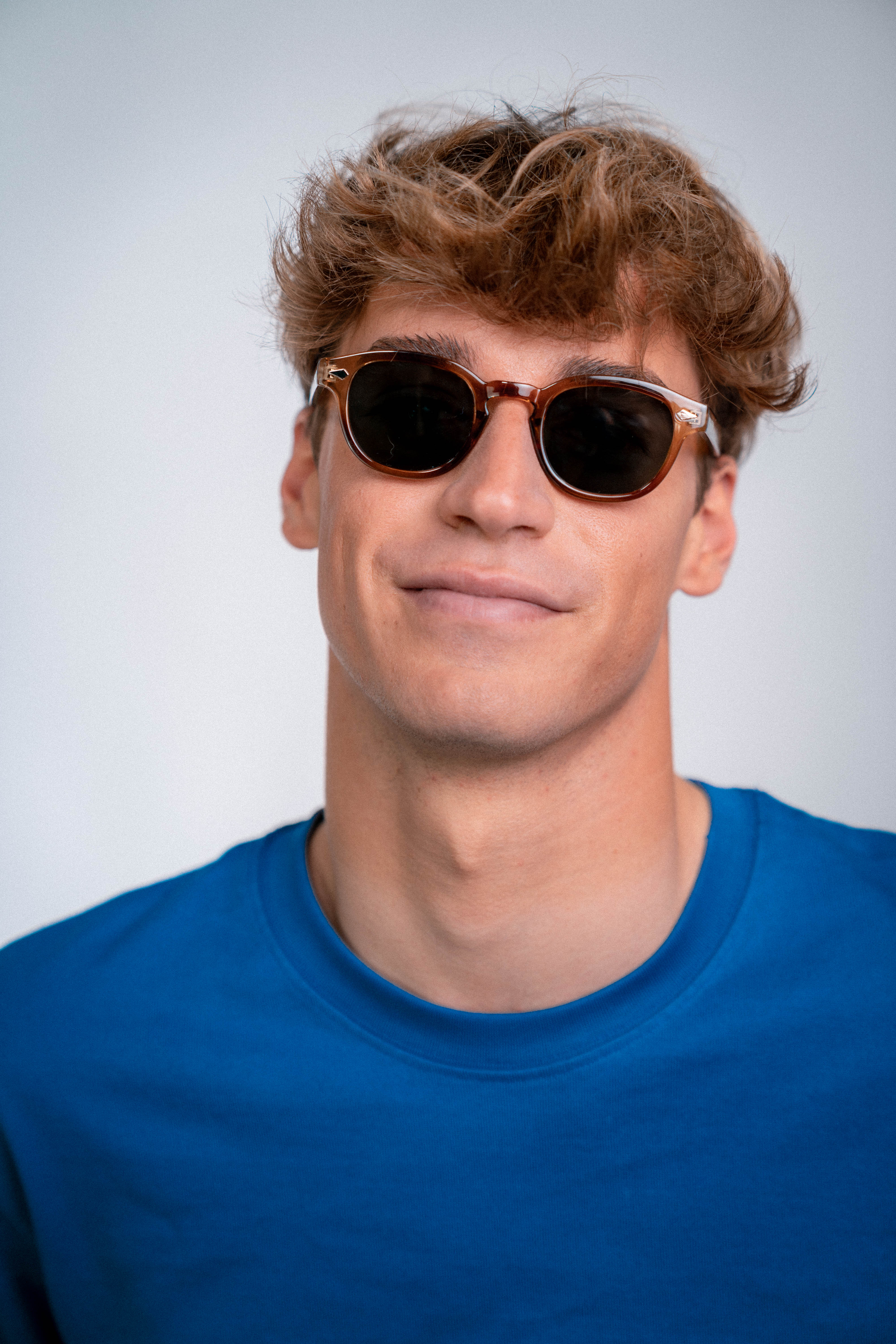 lunettes de soleil en bouteilles de plastique recycles montana taupe tortoise dark green caille beige parafina unisexe lunettes soleil montana bouteille recyclee taupe l armoire poethique 3