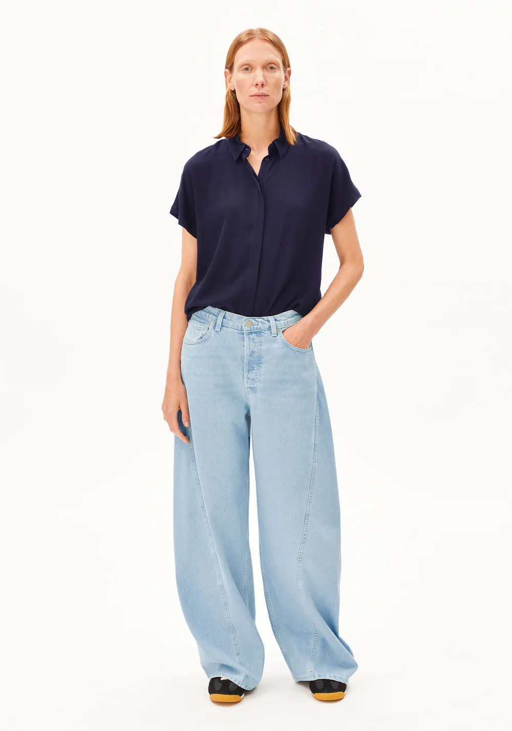 armedangels femme blouse larisaana lenzing ecovero bleu fonce l armoire poethique 5