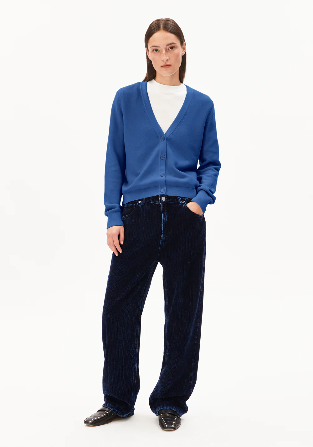 armedangels femme cardigan menaal links links coton bio bleu l armoire poethique  5