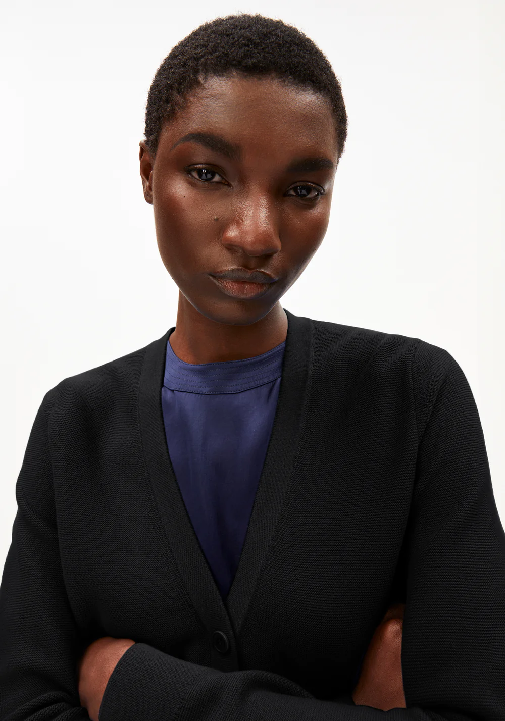 armedangels femme cardigan menaal links links coton bio noir l armoire poethique 4