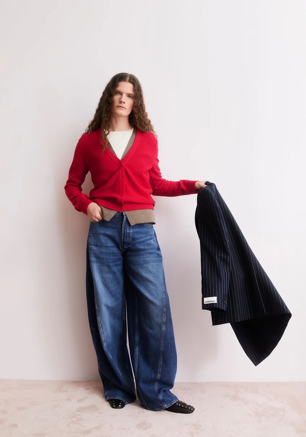 armedangels femme cardigan menaal links links coton bio rouge l armoire poethique 3