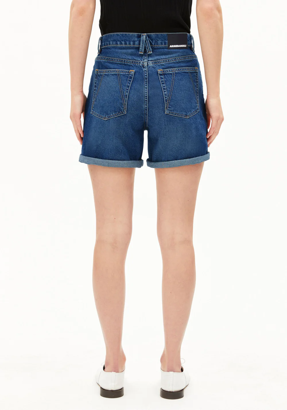 armedangels femme jean sheaari coton recycle bleu l armoire poethique 2