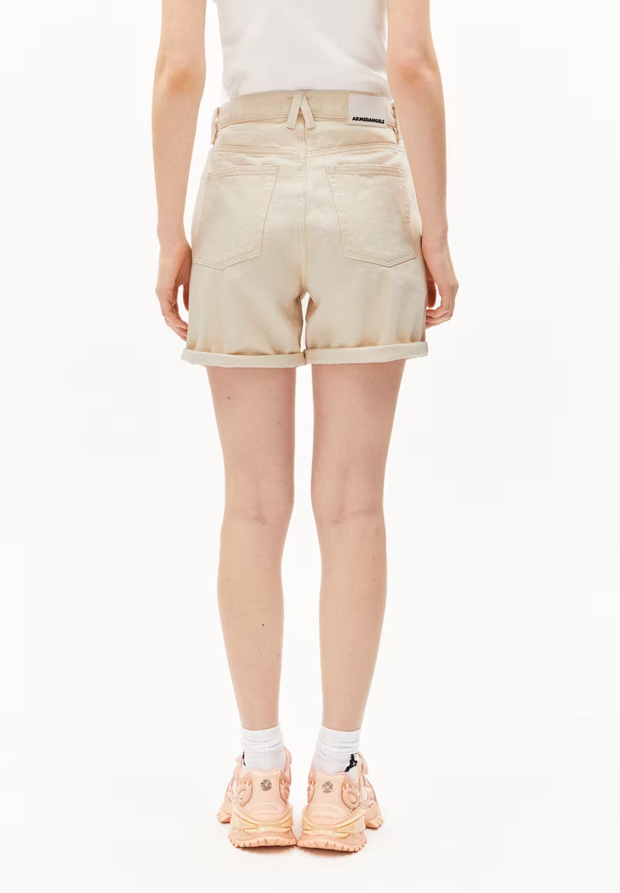 armedangels femme short jean sheaari coton recycle creme l armoire poethique 1