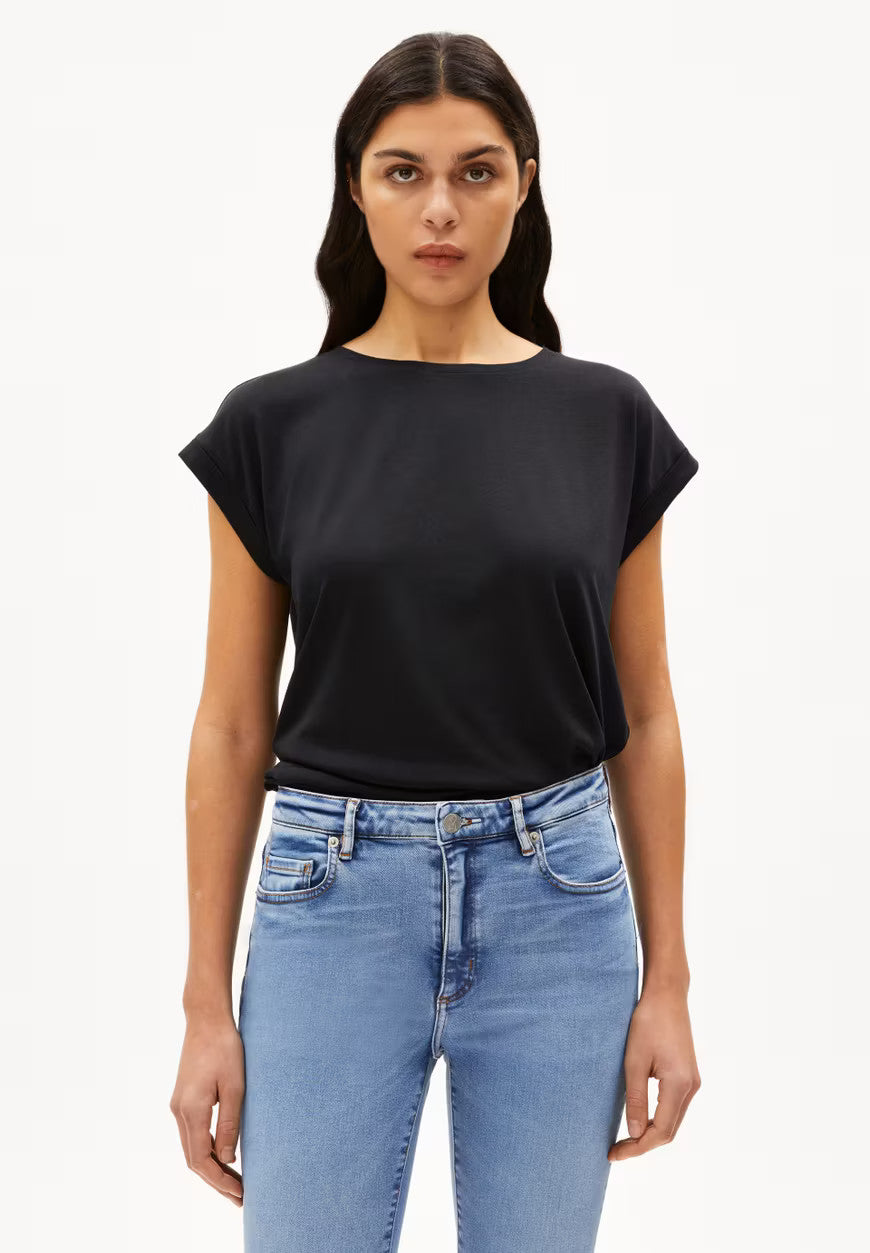 armedangels femme t shirt jilaana tencel lyocell noir l armoire poethique  1