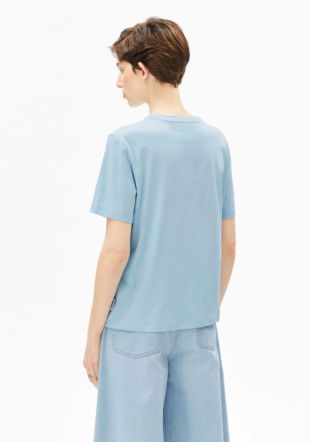 armedangels femme tee shirt lualaa coton bio bleu clair l armoire poethique 2