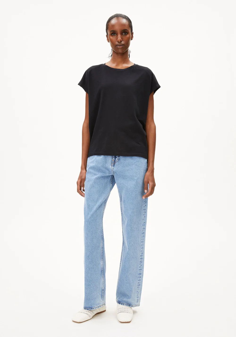 armedangels femme tee shirt slub jersey coton bio noir l armoire poethique 5