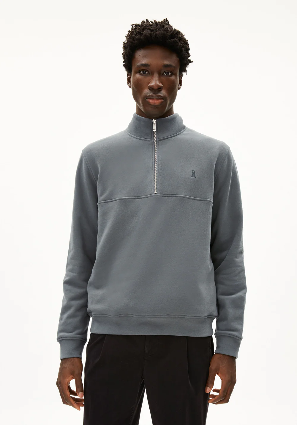 armedangels homme sweat waarlo loop coton bio gris acier l armoire poethique 1