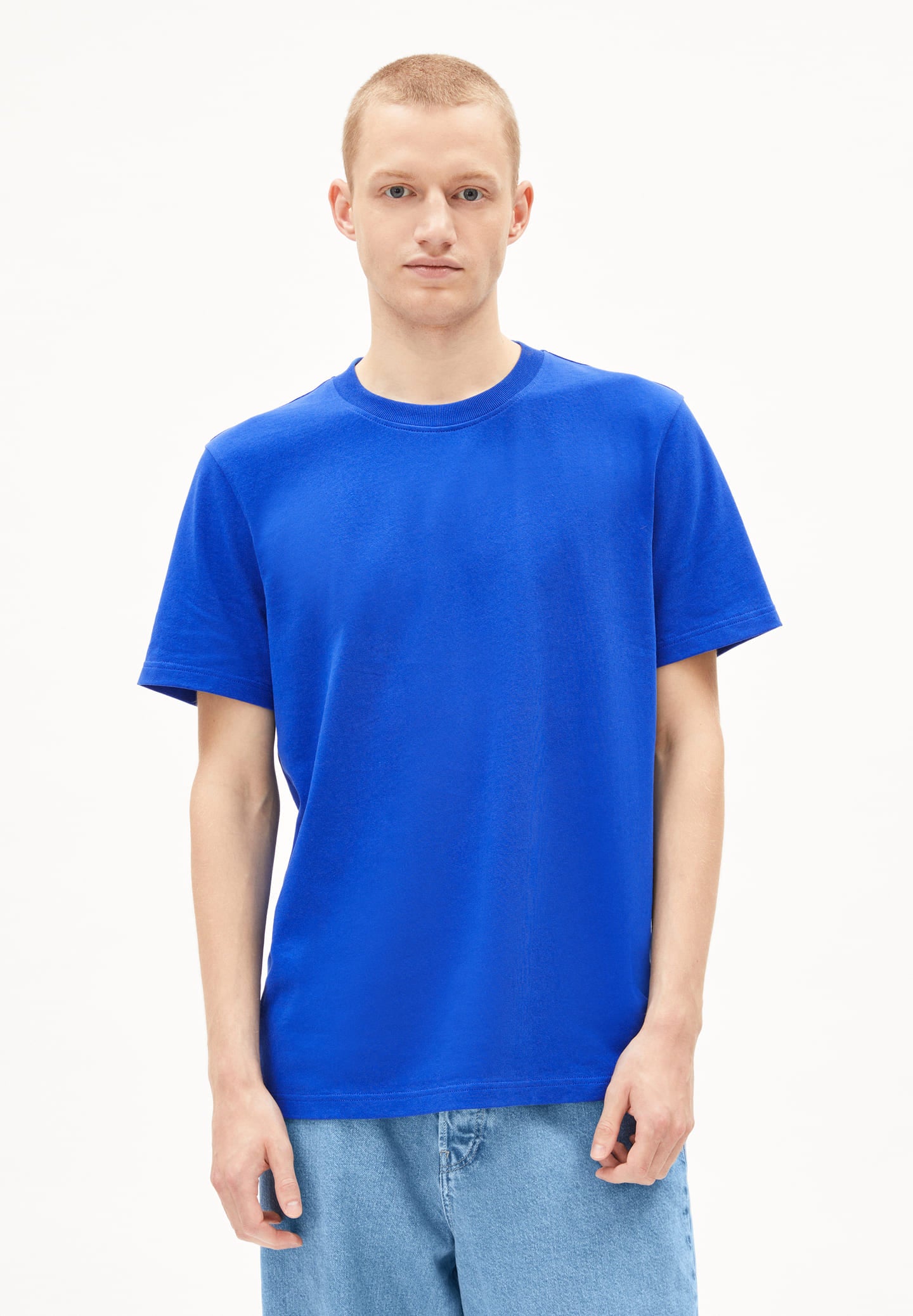 armedangels homme t shirt maarkos coton bio bleu l armoire poethique 3