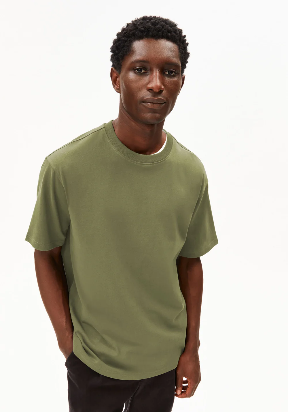 armedangels homme tee shirt maarkos coton bio coton recycle vert l armoire poethique 1