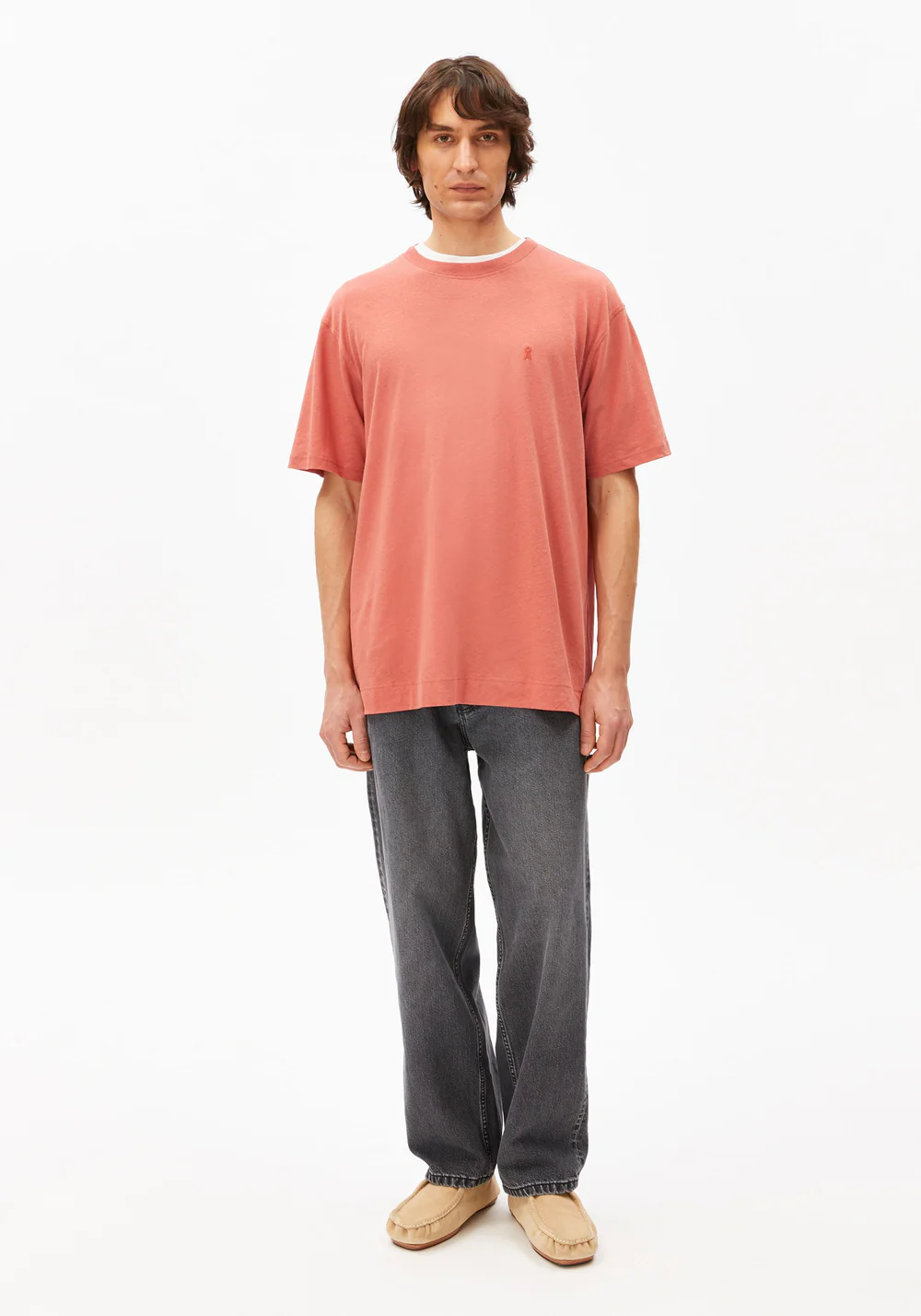 armedangels homme tee shirt maarkos coton bio lin rouge l armoire poethique 5