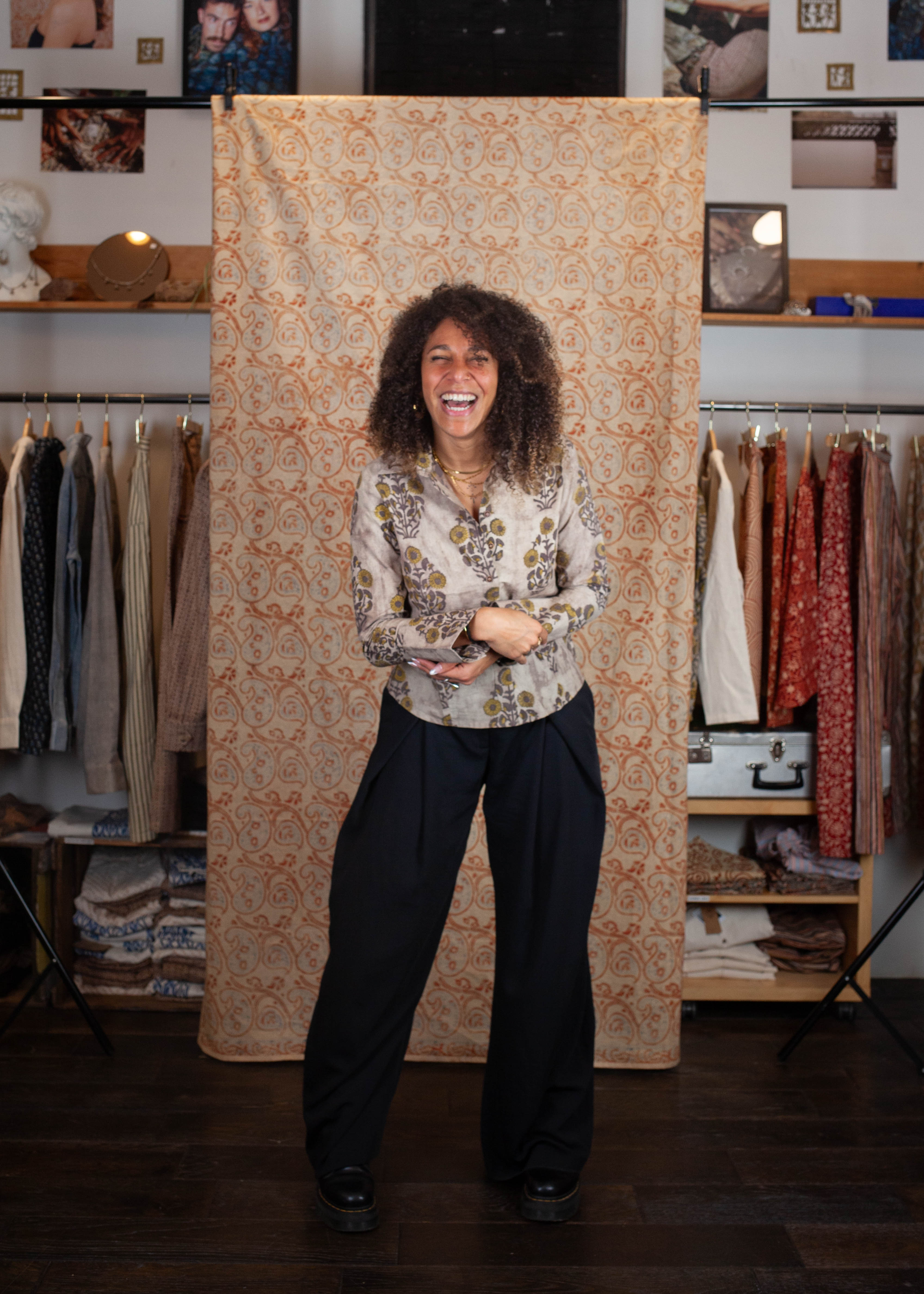 azaadi femme chemise bindu suryamukhi tournesol gris jaune coton bio l armoire poethique 2