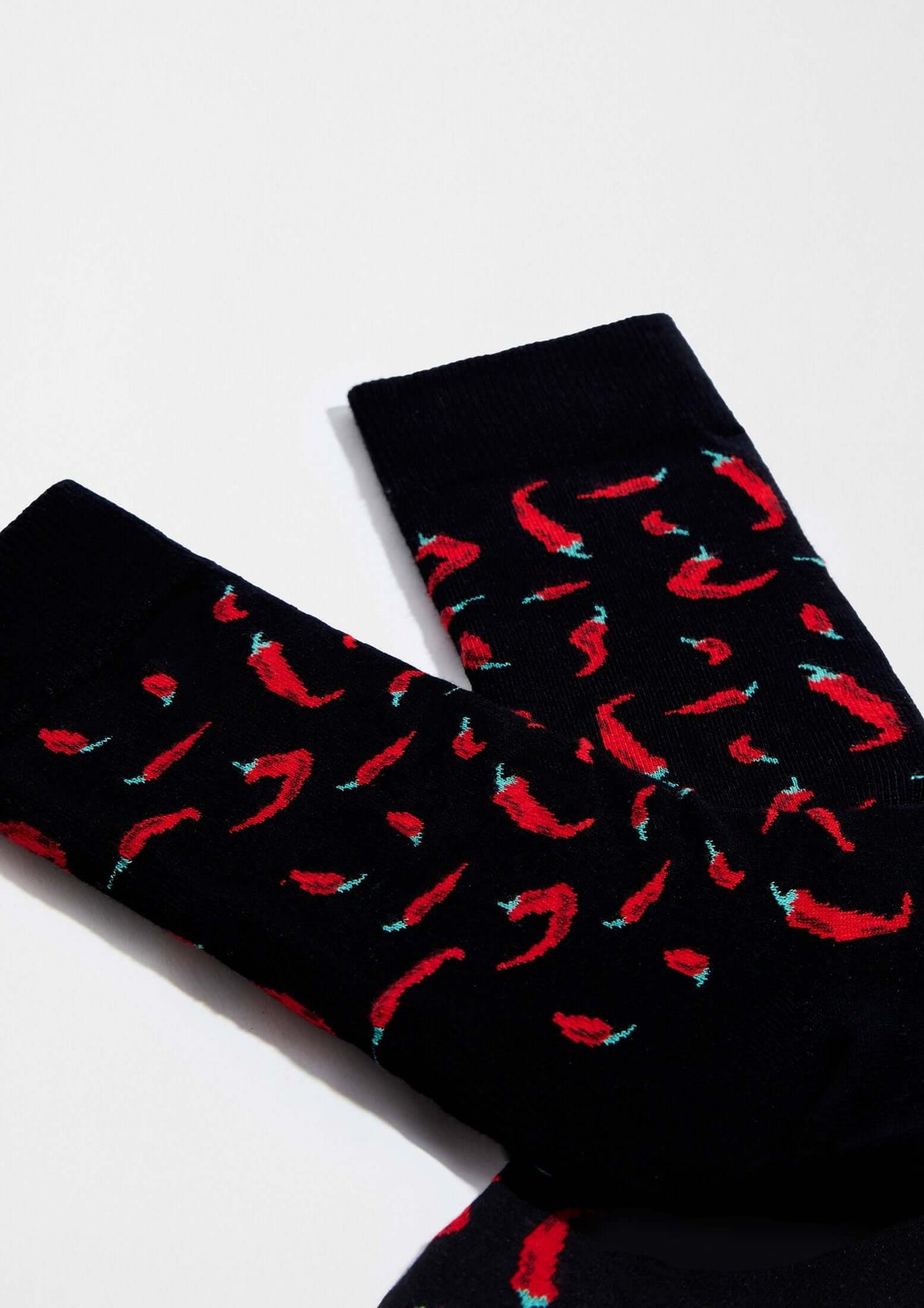 be socks unisexe chaussettes en coton bio piment noir et rouge l armoire poethiq