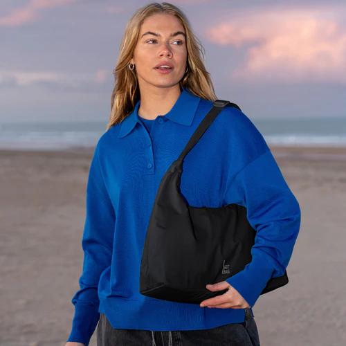 got bag unisexe sac a main t shape noir polyester recycle l armoire poethique 4