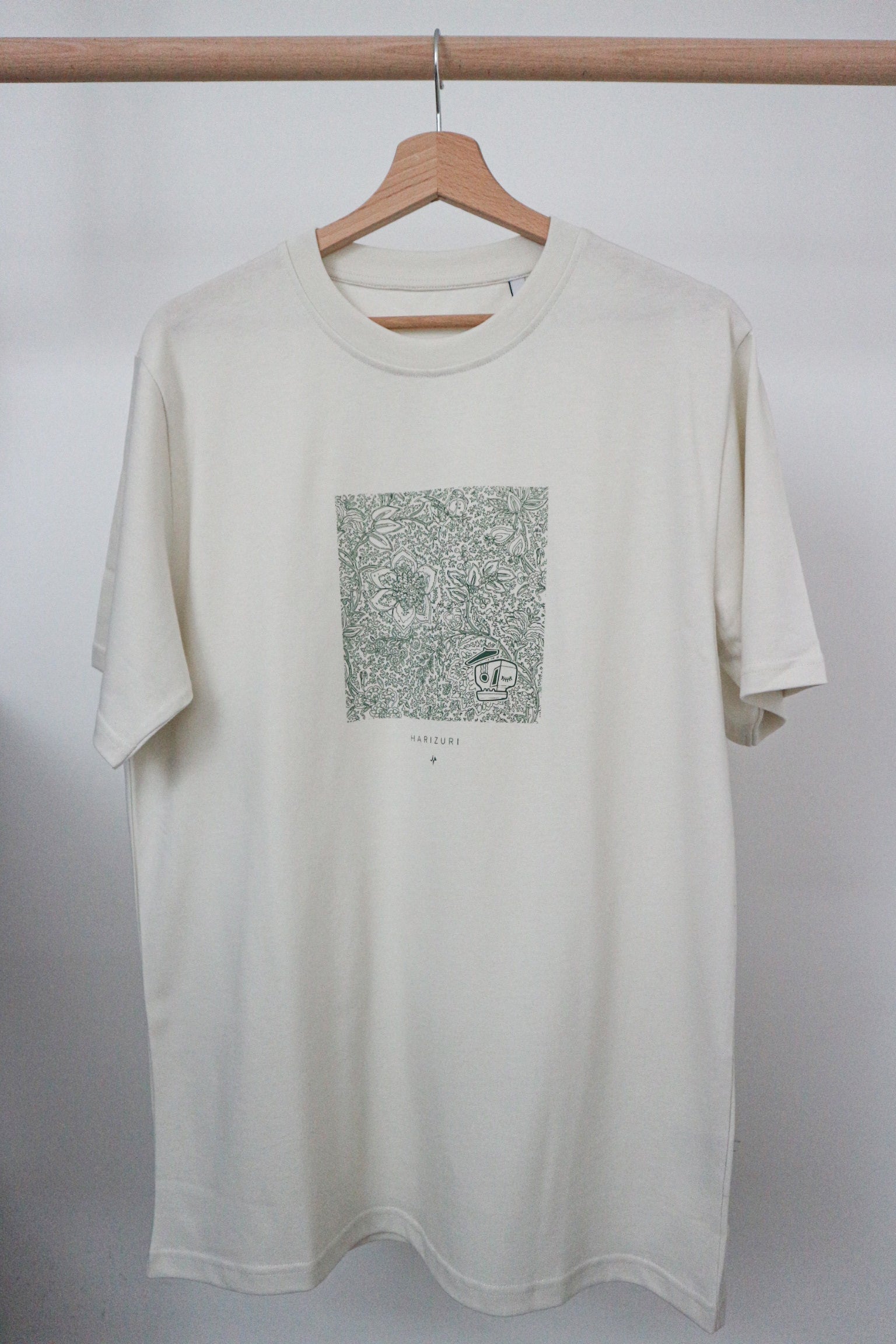 Klixka organic cotton T-shirt · vanilla and green