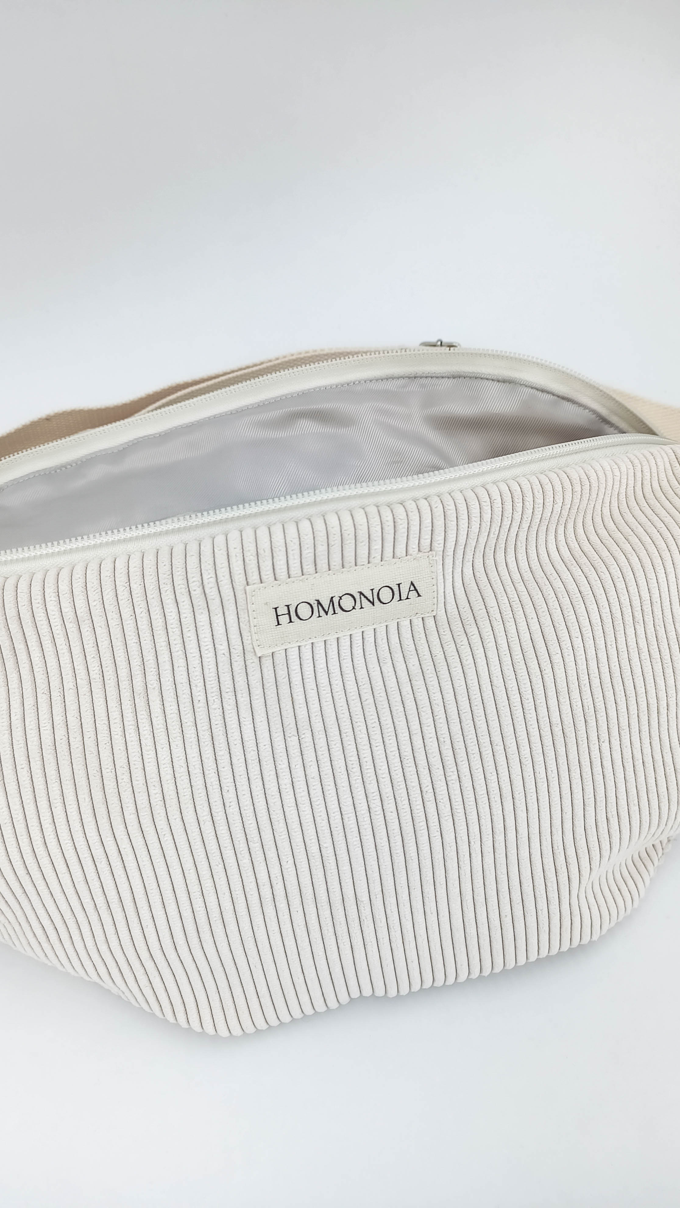 XL size fanny pack in upcycled cotton velvet · ecru