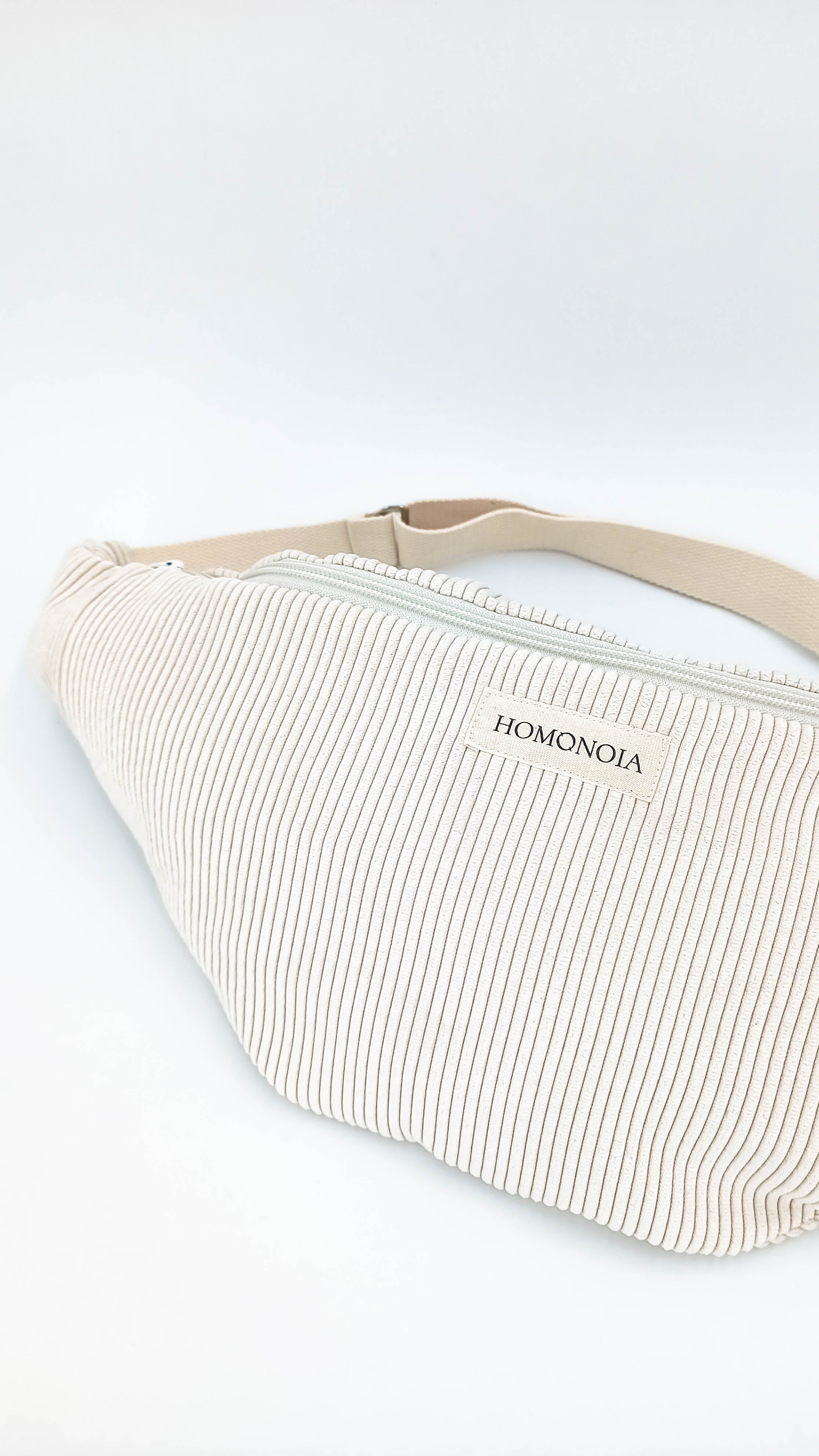 XL size fanny pack in upcycled cotton velvet · ecru