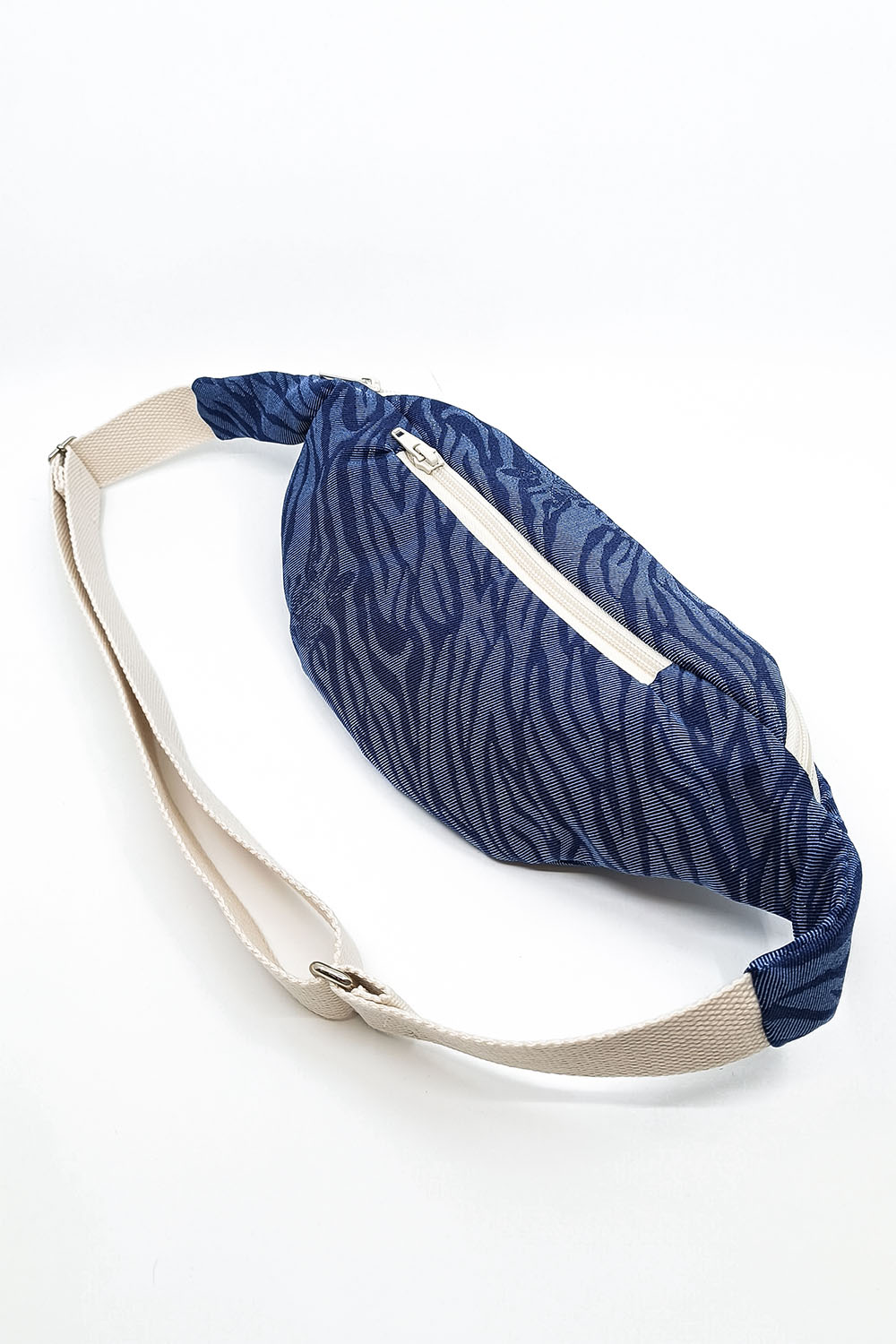 homonoia banane unisexe velours coton upcycle denim zebre bleu l armoire poethique 4