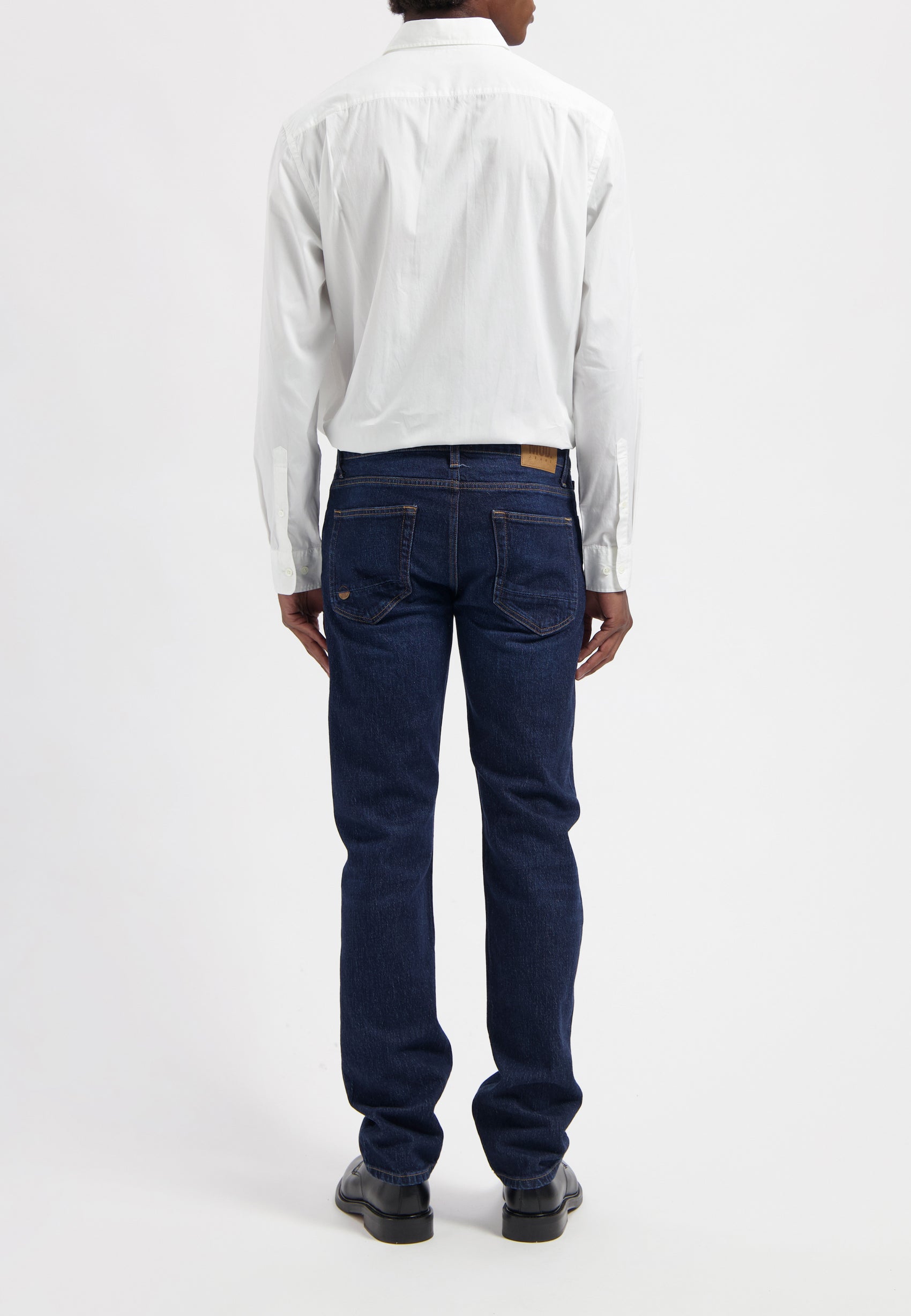 jean droit en coton bio et coton recycl bleu fonc bryce mid straight faded steal mud jeans homme bryce mid straight coton bio coton recycle faded steal l armoire poethique 3