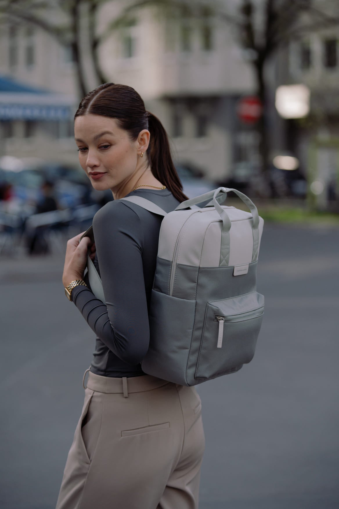 kapten and son unisexe sac a dos aarhus vert sauge polyester recycle l armoire poethique 1