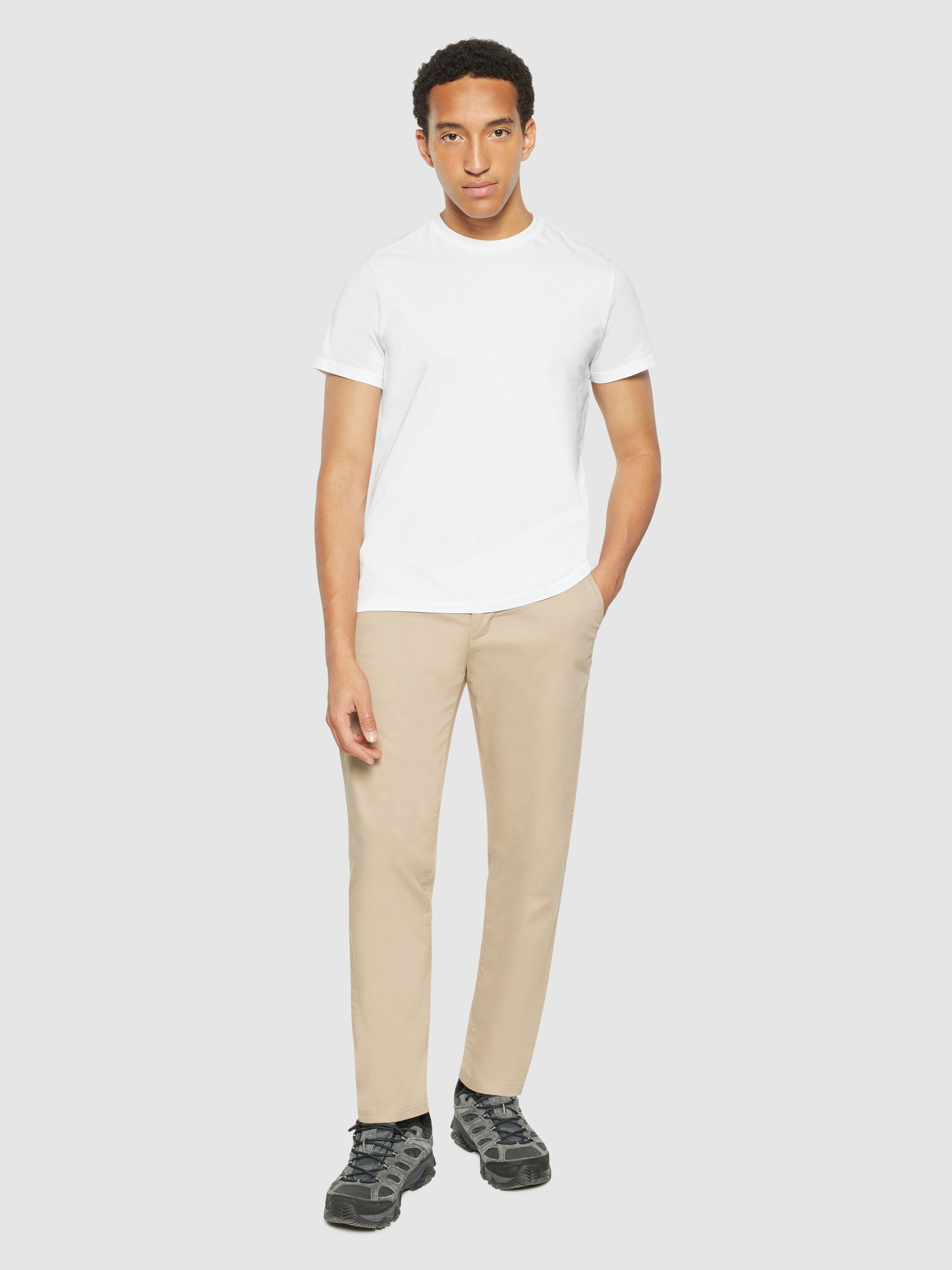 knowledge cotton apparel homme pantalon chuck regular canvas coton bio beige l armoire poethique  4