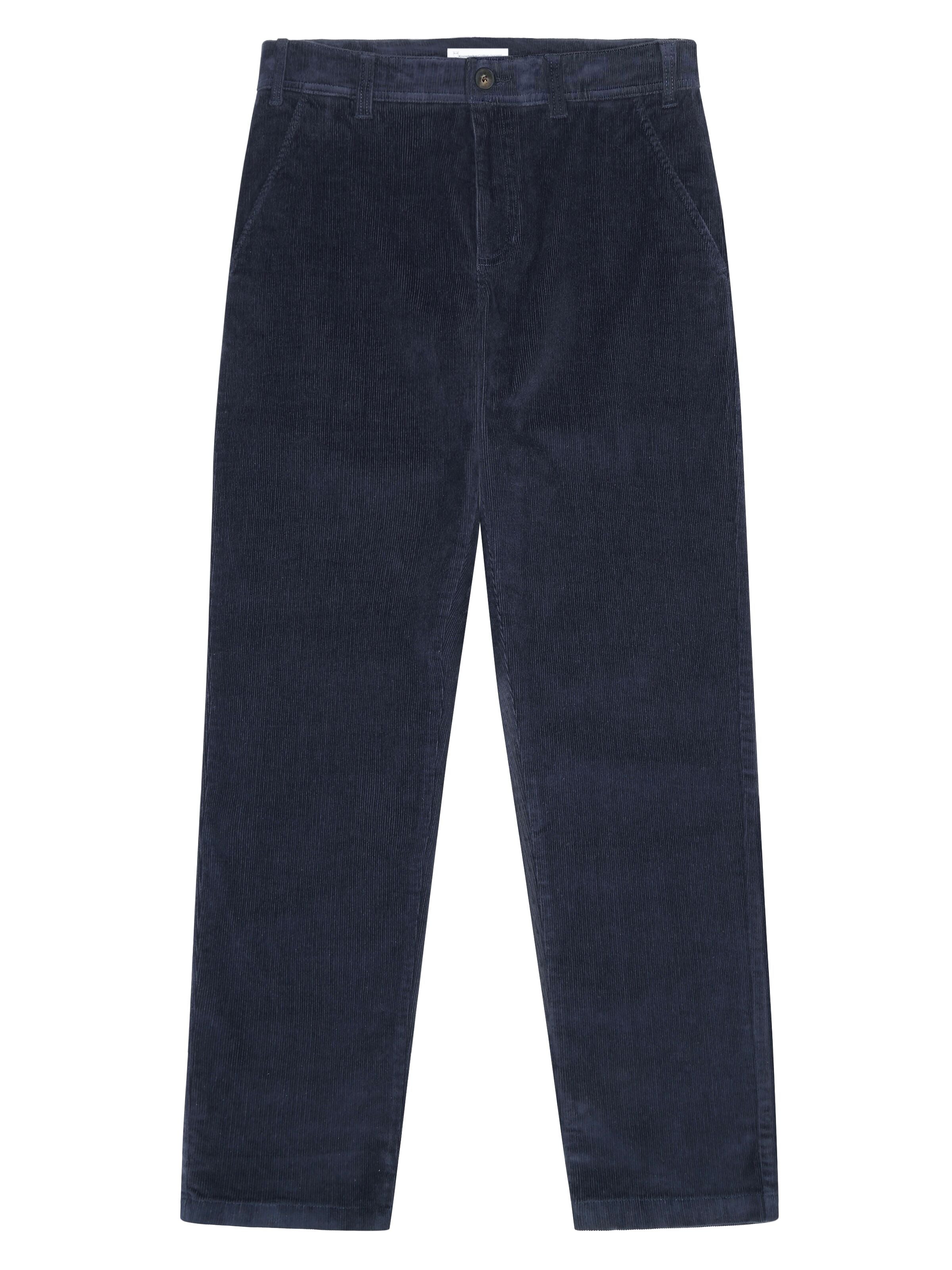 knowledge cotton apparel homme pantalon chuck regular corduroy chino pants coton bio bleu fonce l armoire poethique 2