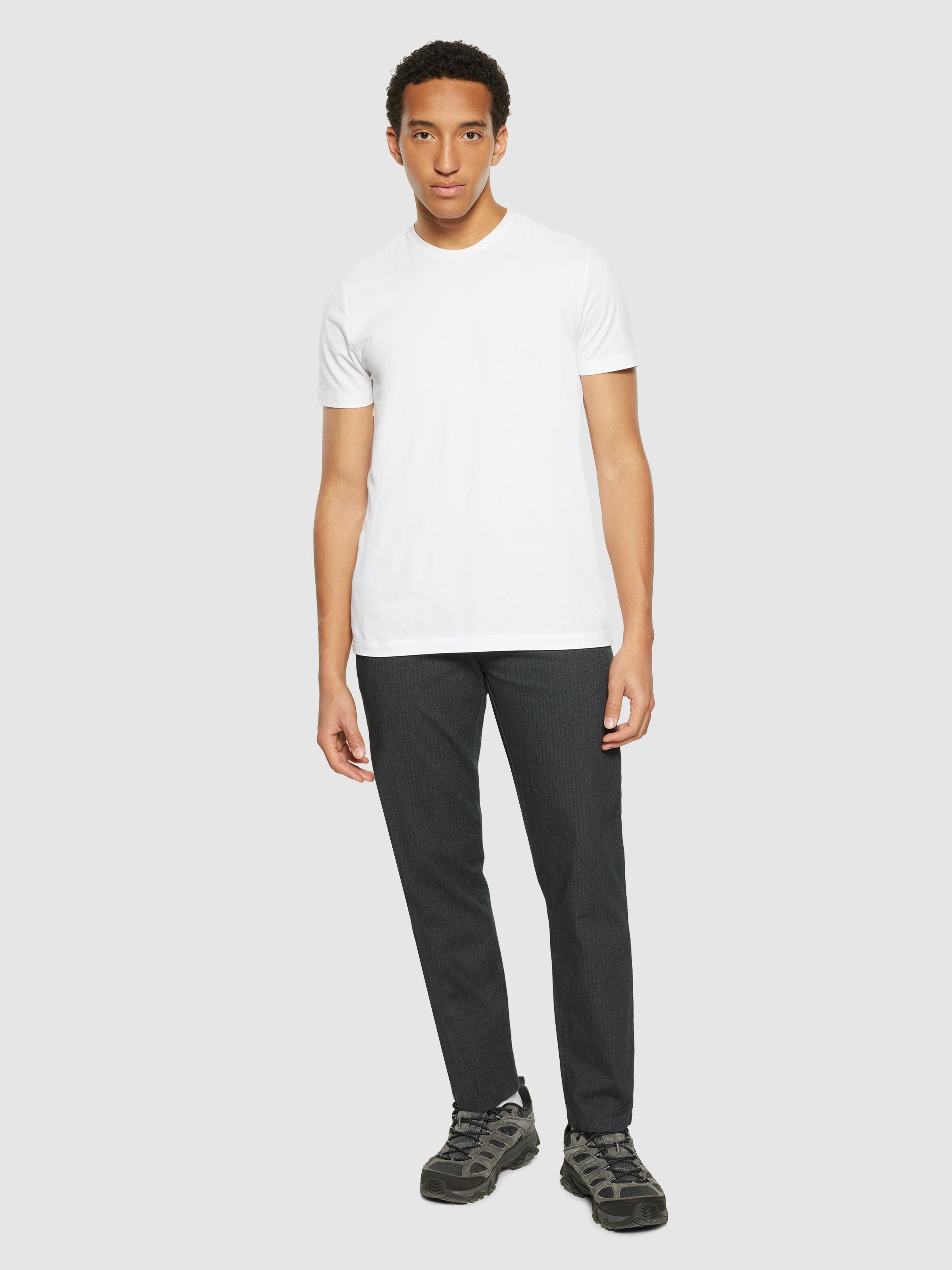 knowledge cotton apparel homme pantalon chuck regular flannel herringbone chinos coton bio gris l armoire poethique  5