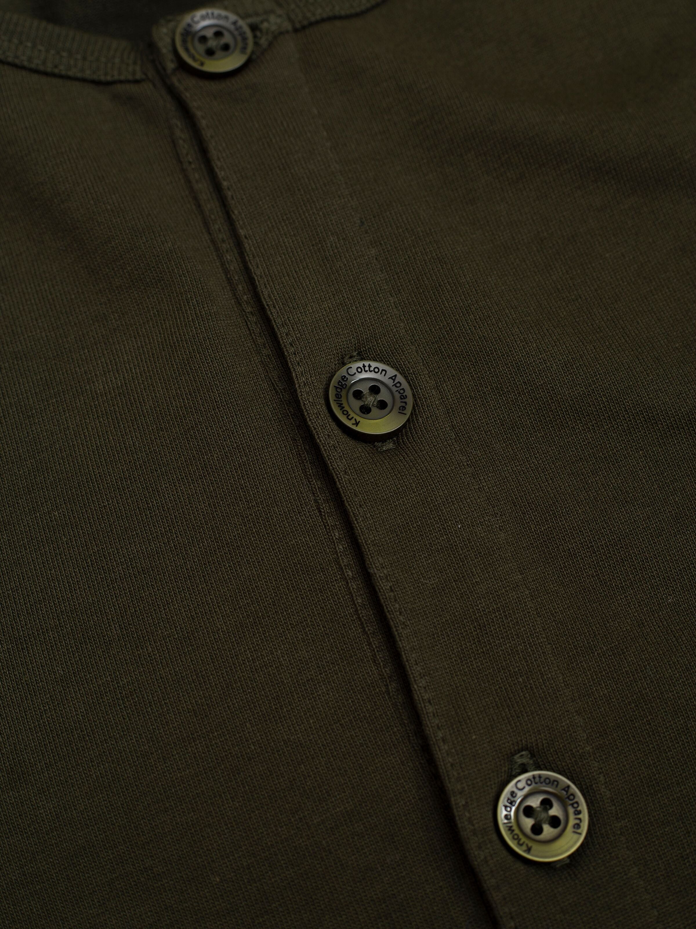 knowledge cotton apparel homme t shirt BO long sleeve henley coton bio vert kaki l armoire poethique 1