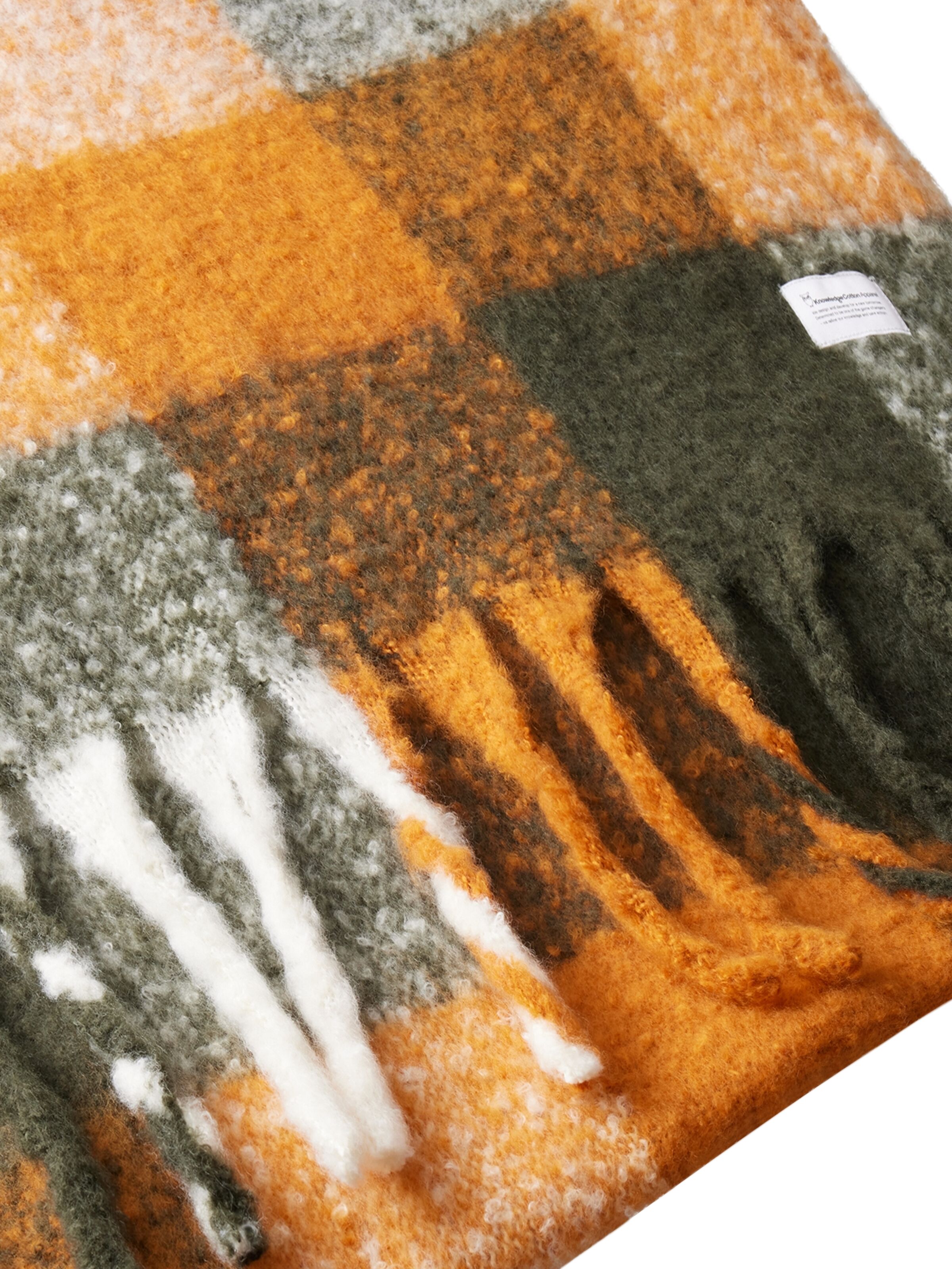 knowledge cotton apparel unisexe echarpe polyester recycle kaki orange l armoire poethique 3