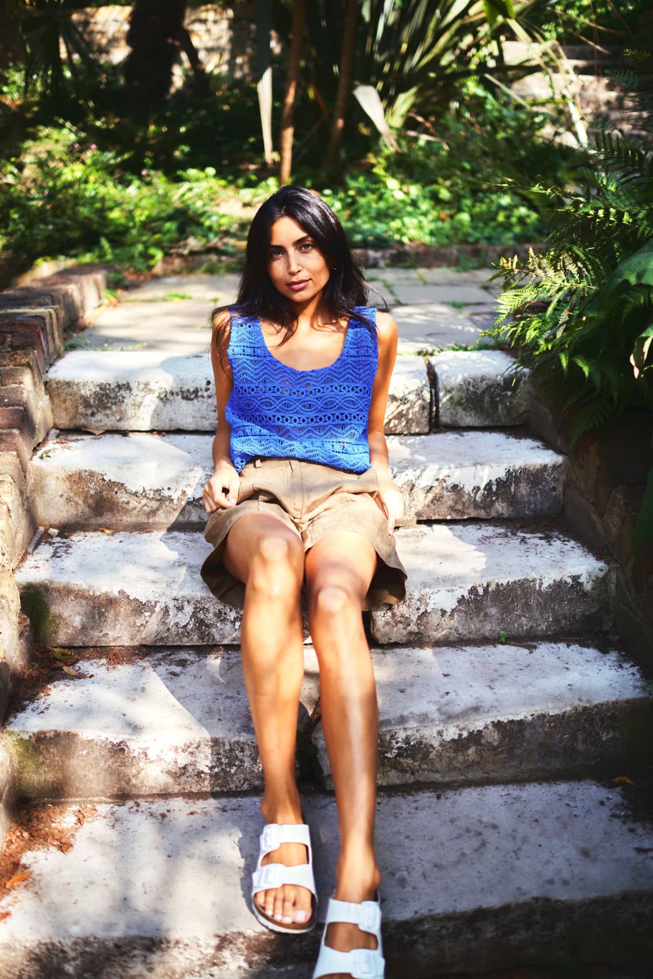 Emmie linen shorts · light khaki
