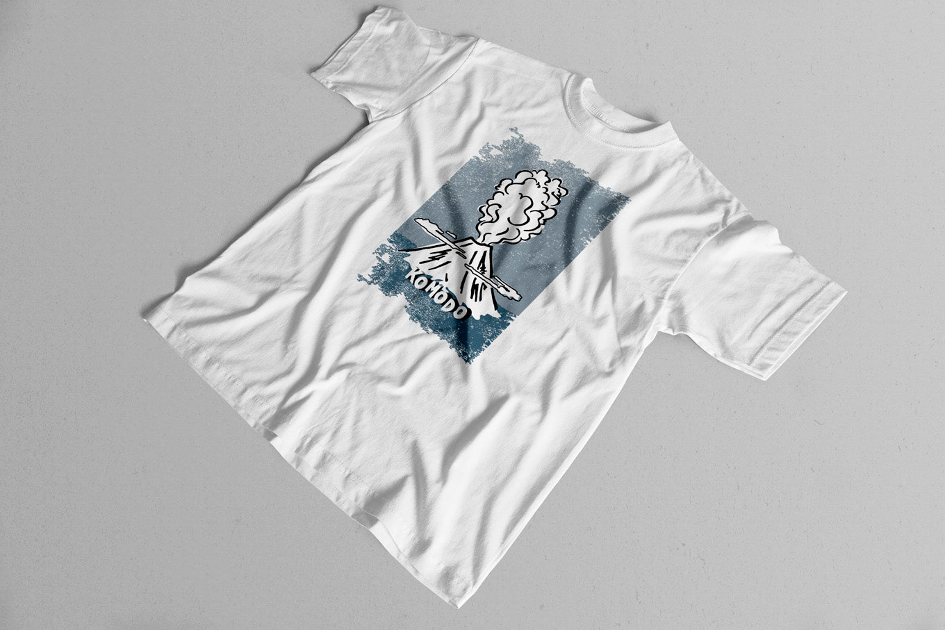 komodo homme tee shirt volcan coton bio blanc bleu l armoire poethique 2