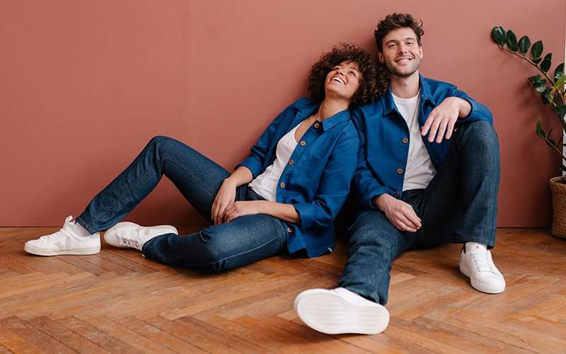 les intemporels de la mode éthique, jeans, matières naturelles et recyclées, bleu, fabrication en circuits courts, armoire poéthique