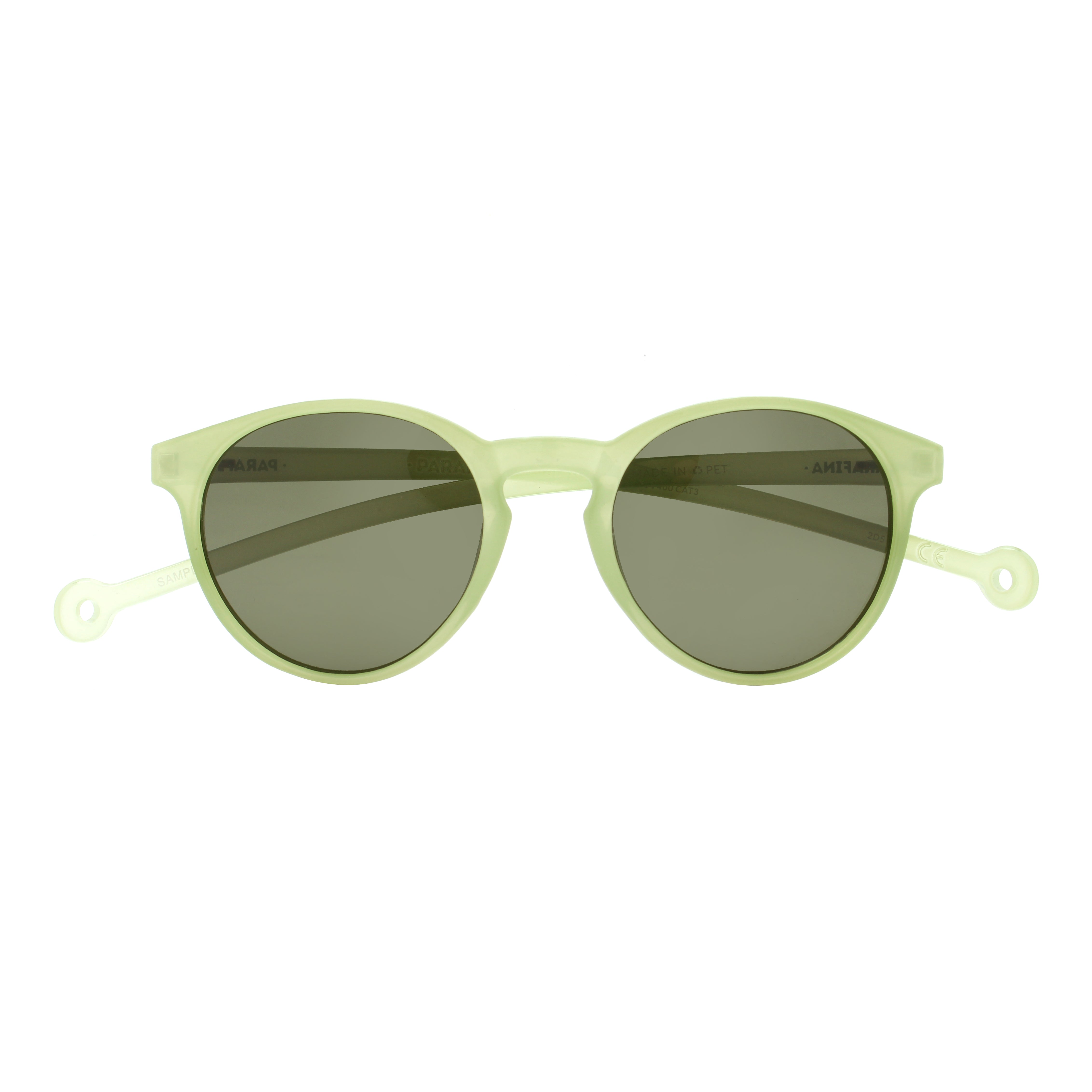 lunettes de soleil en bouteilles de plastique recycles isla light lime pepper green vert ple parafina unisexe lunettes soleil isla bouteille recyclee vert l armoire poethique 2