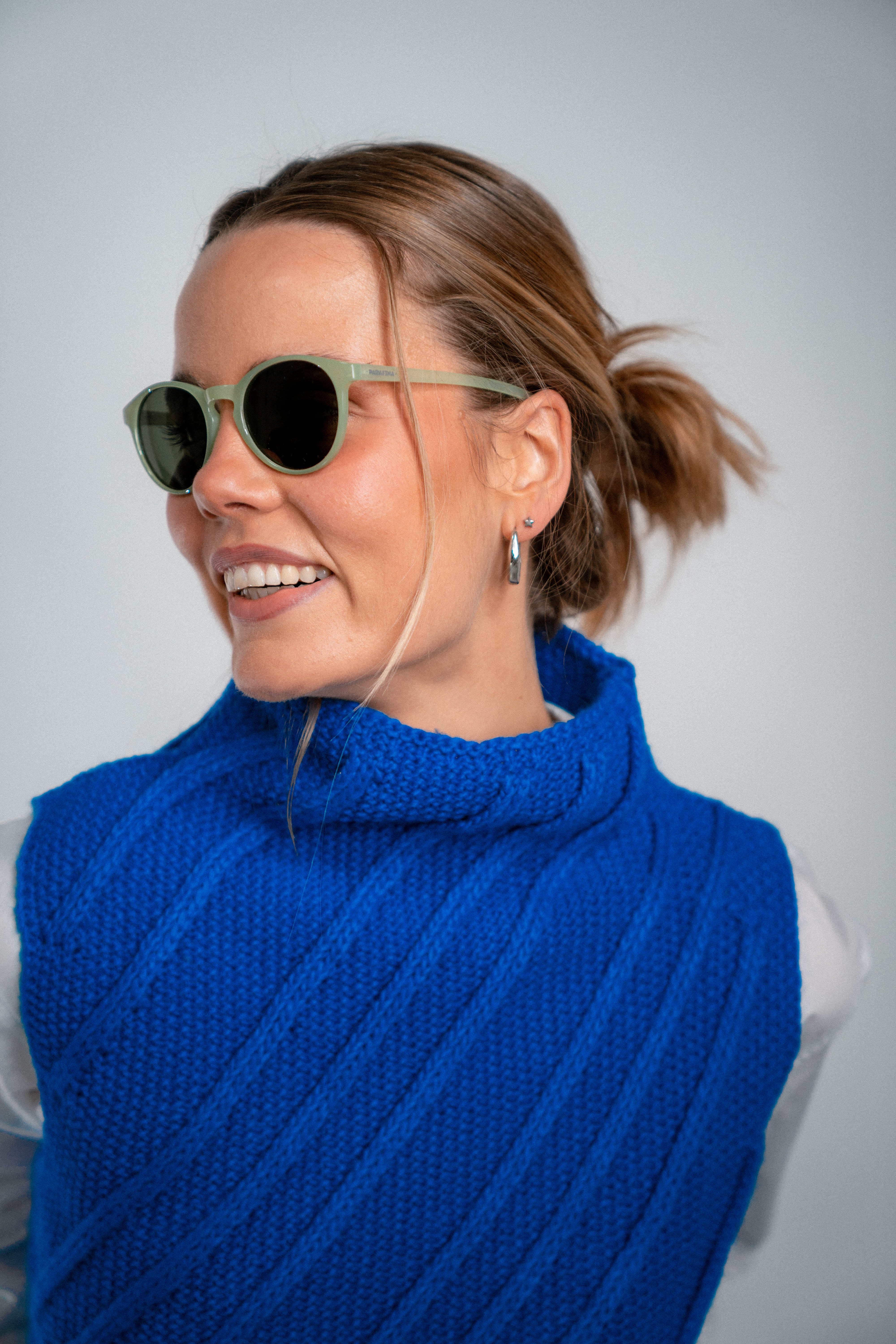 lunettes de soleil en bouteilles de plastique recycles isla light lime pepper green vert ple parafina unisexe lunettes soleil isla bouteille recyclee vert l armoire poethique 3