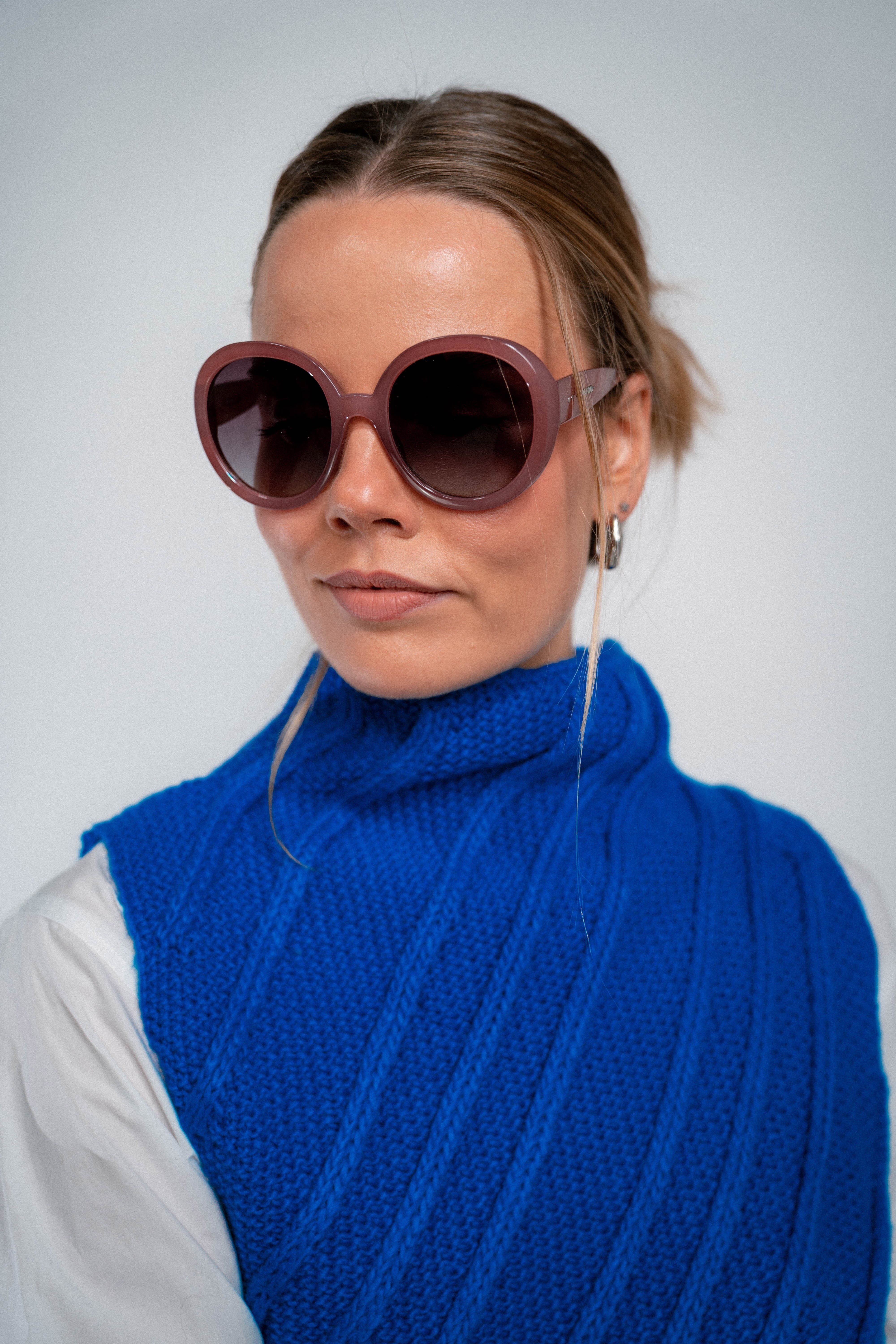 lunettes de soleil en bouteilles de plastique recycles lava grape pink gradient pink rose parafina unisexe lunettes lava bouteille recyclee rose l armoire poethique 1