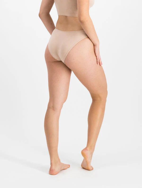 mina storm femme culotte anna nude sable coton bio l armoire poethique 1