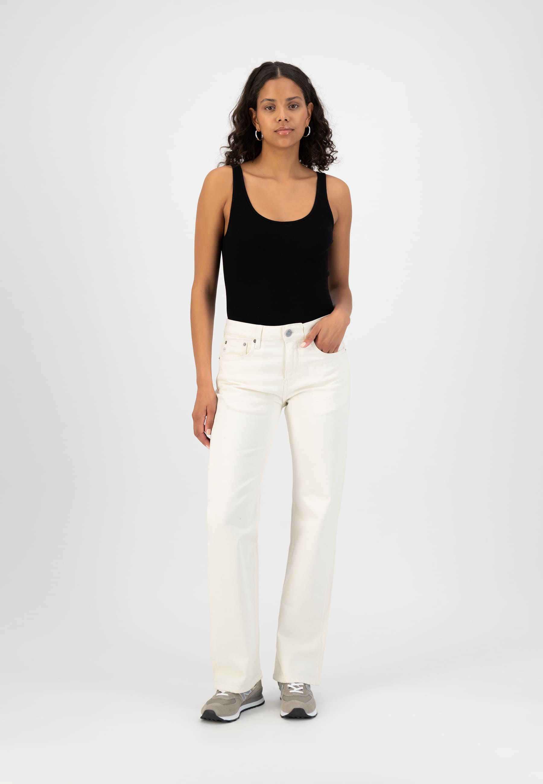 mud jeans femme loose jamie coton bio creme l armoire poethique 17