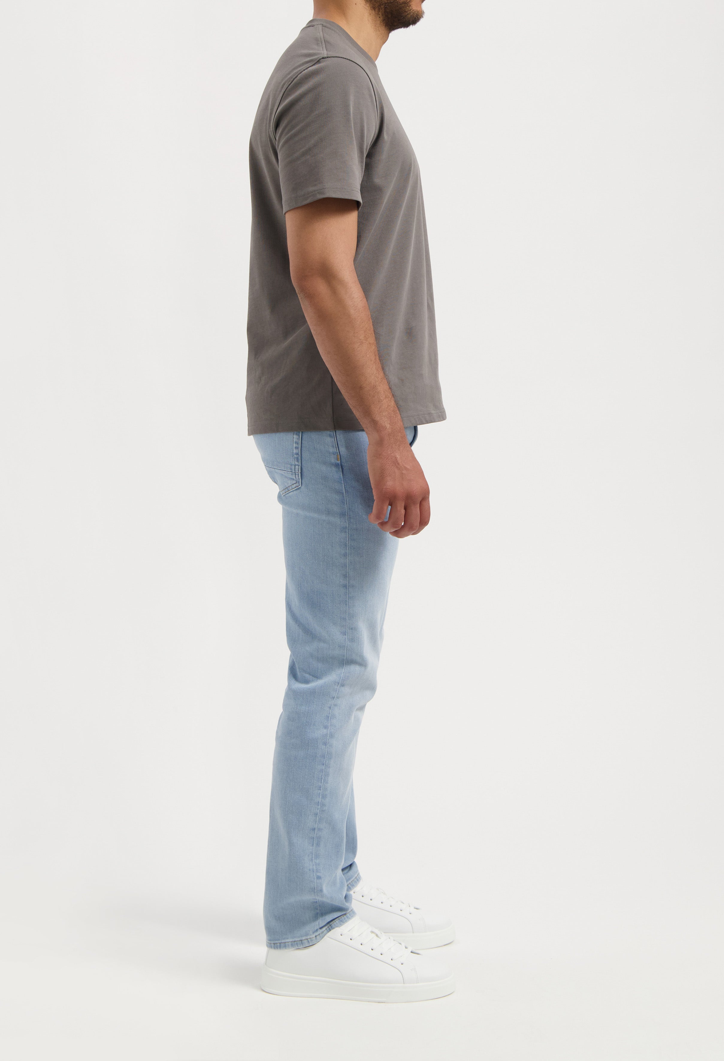 mud jeans homme bryce mid straight coton bio coton recycle bleu clair light aged l armoire poethique 3