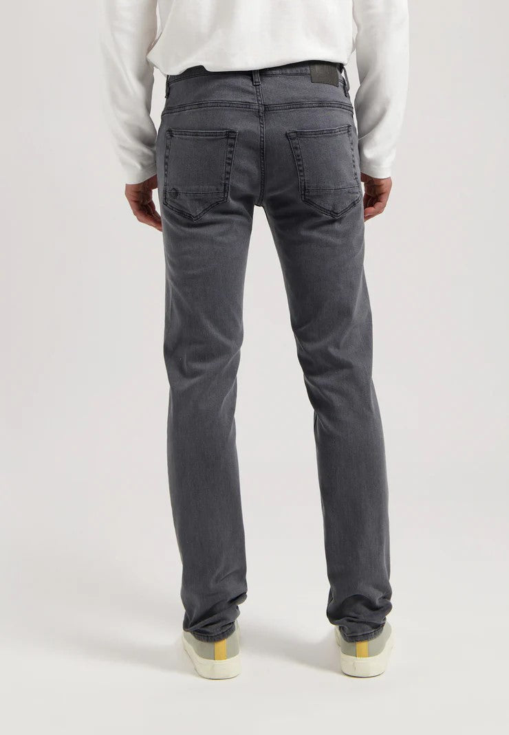 mud jeans homme dunn low tapered coton bio lyocell grey gris l armoire poethique 5