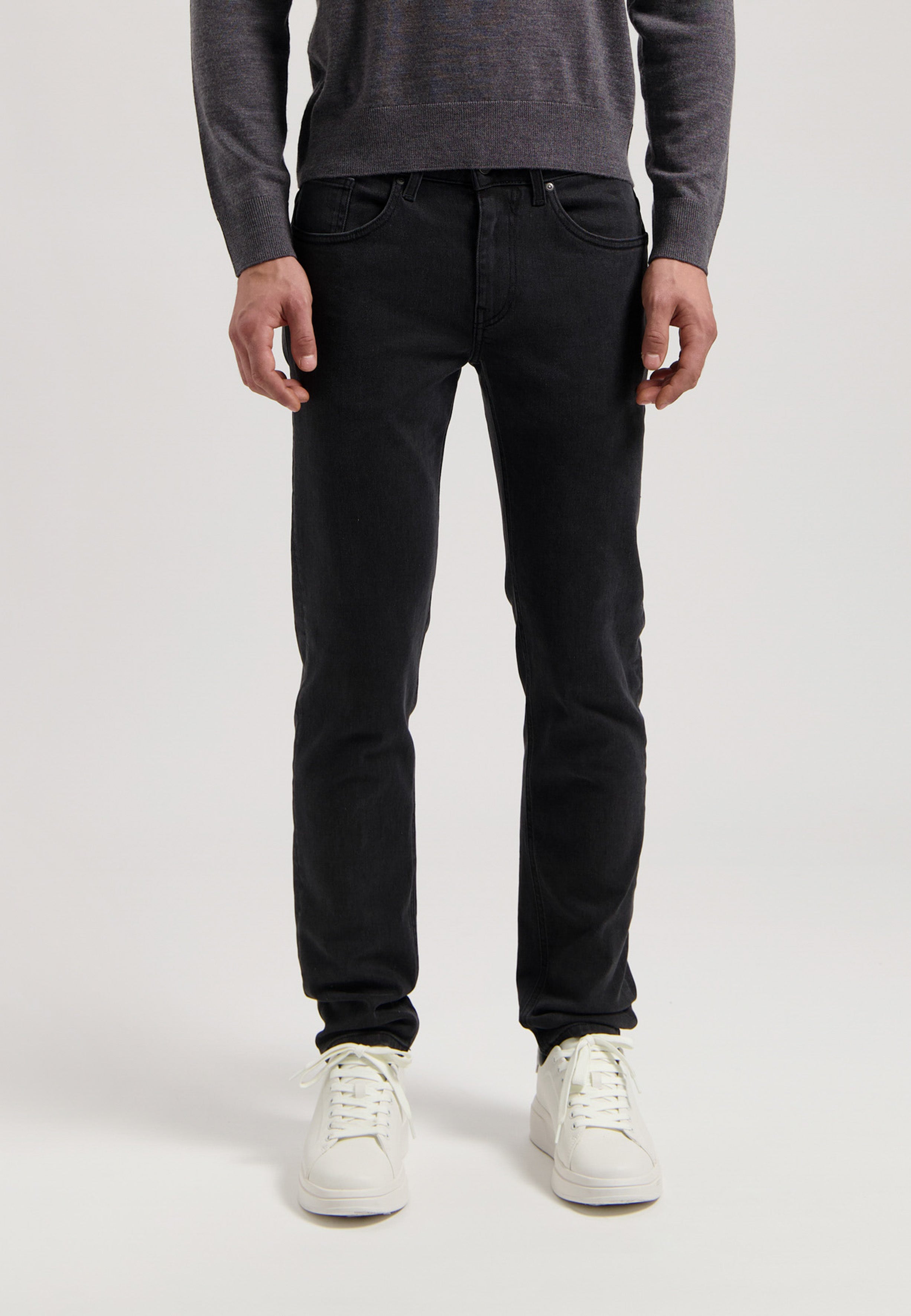 mud jeans homme dunn low tapered coton bio lyocell stone black noir l armoire poethique  5