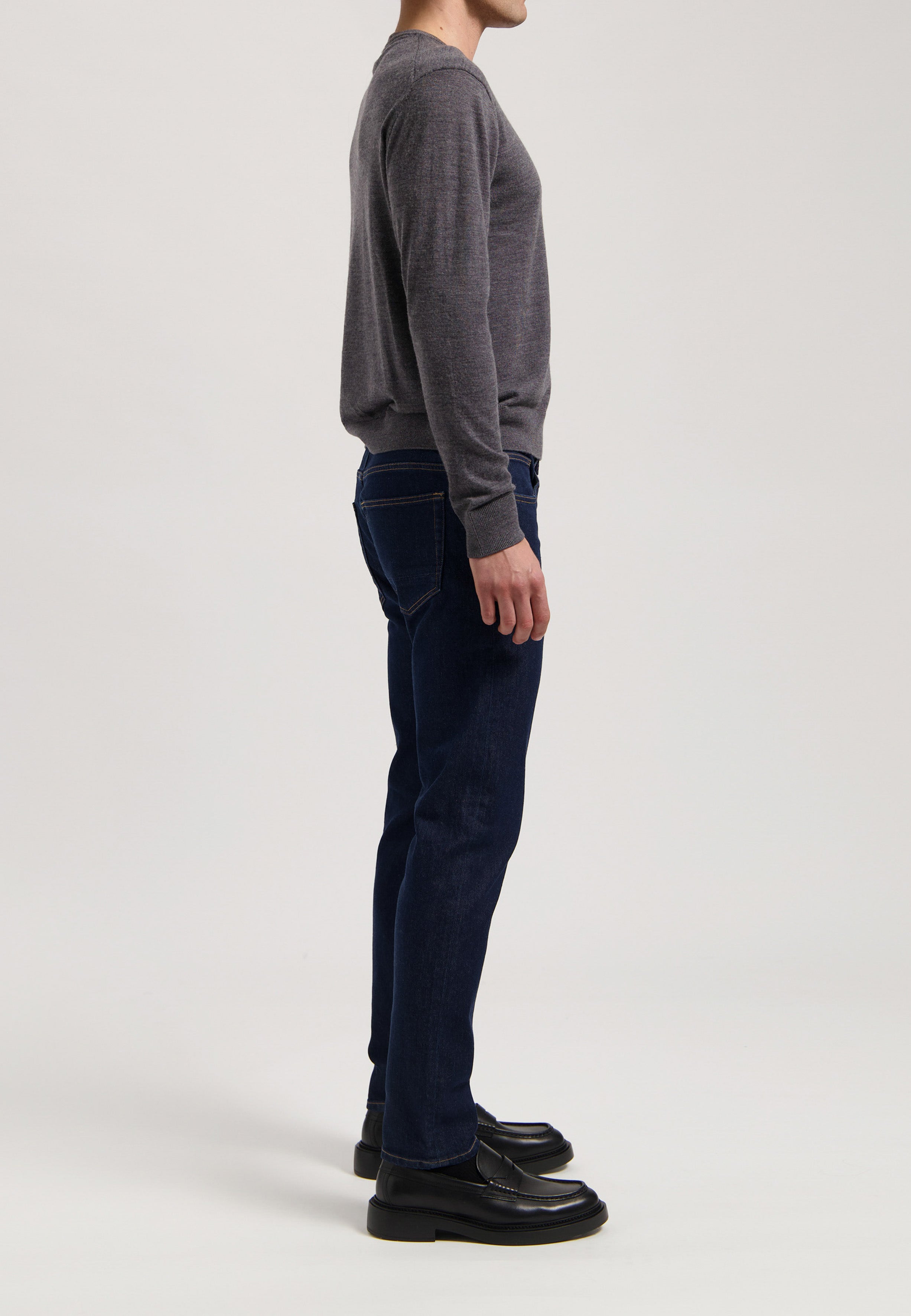 mud jeans homme dunn low tapered coton bio lyocell strong blue l armoire poethique 4