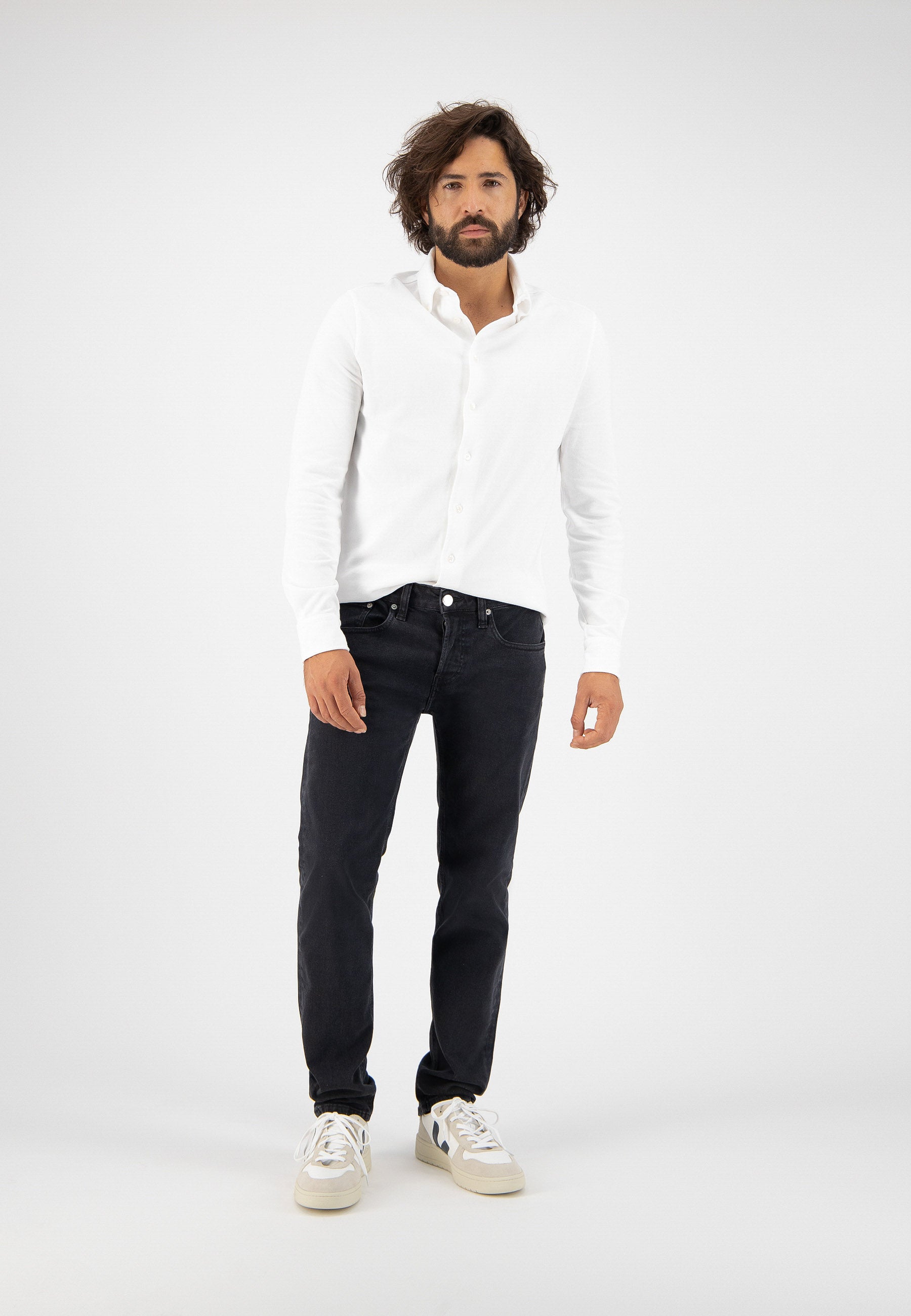 Stretch straight jeans in organic cotton and recycled cotton · washed black - regular dunn stretch stone black