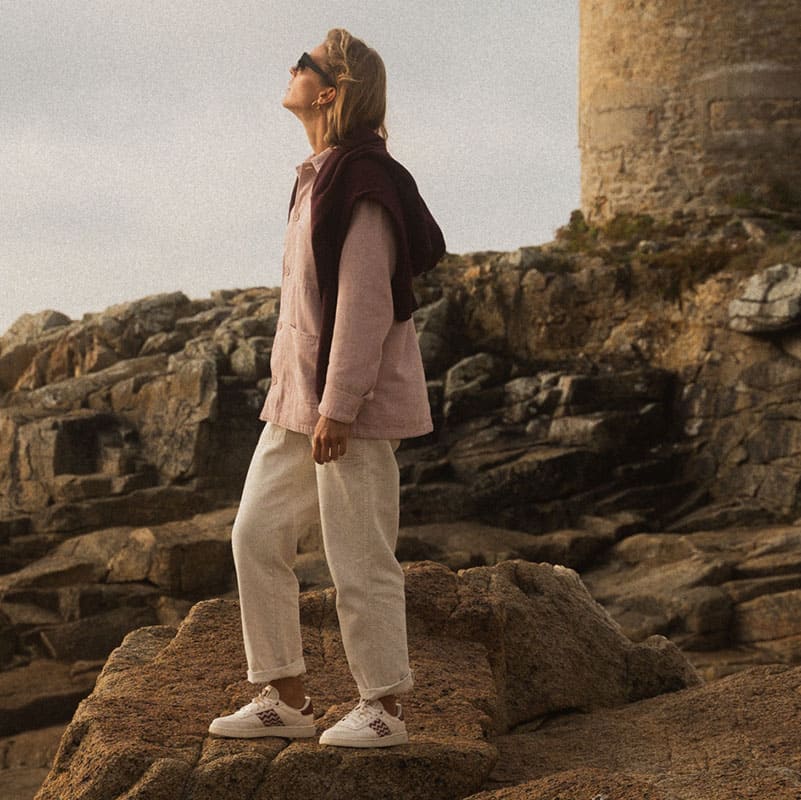 Saigon Classique '24 Burgundy Leather Low-Top Sneakers · cream and burgundy