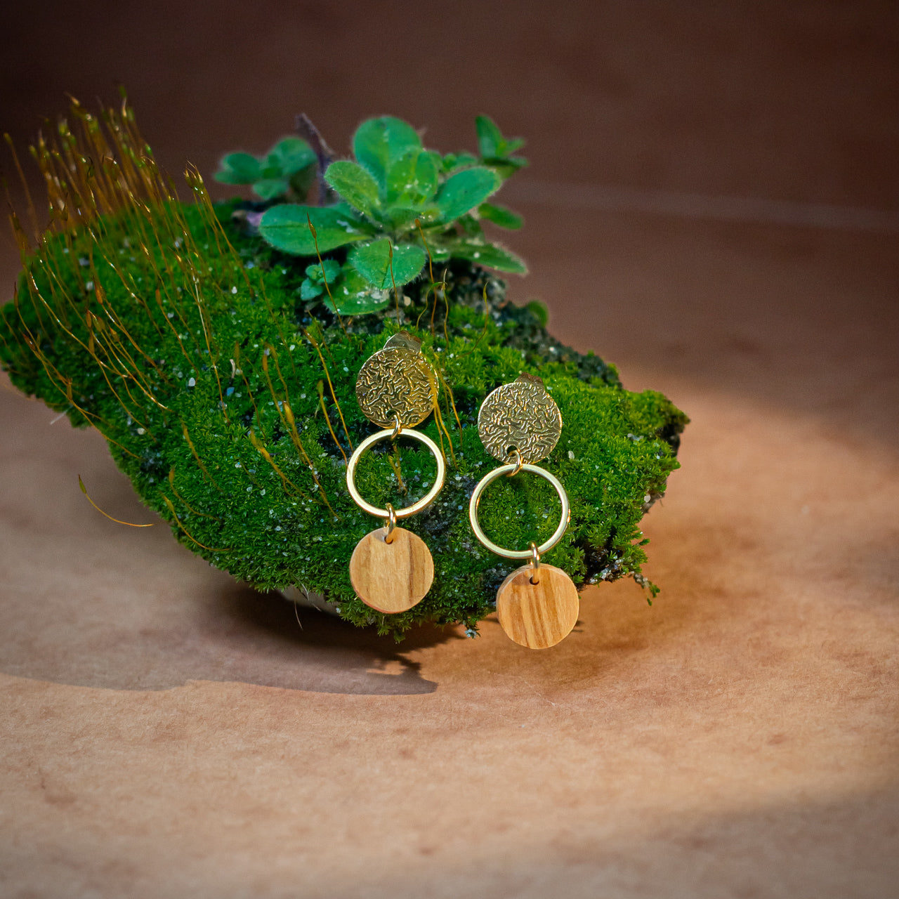 Precious wood scrap earrings, round drop studs · gold