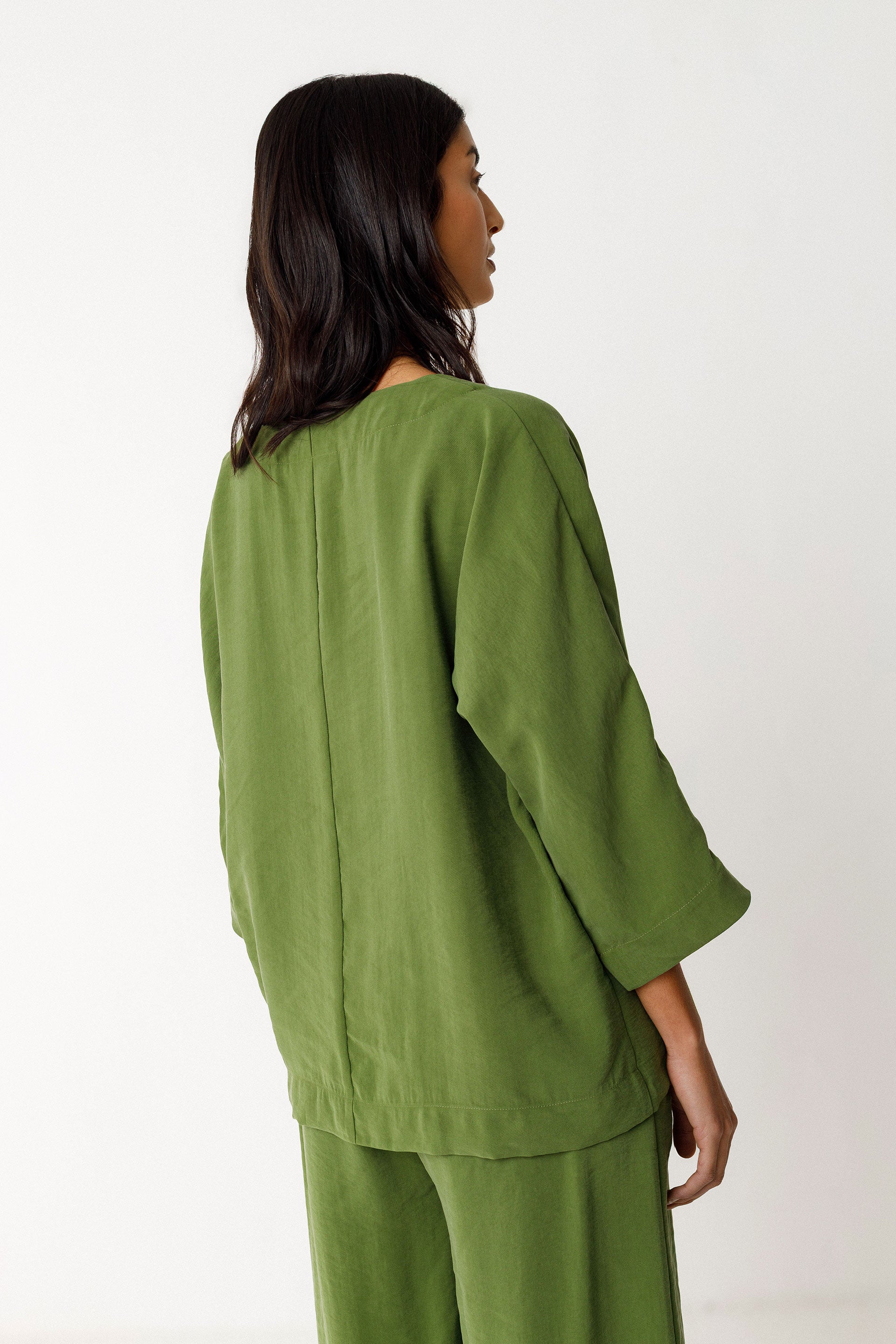 skfk femme blouse balen vert modal tencel l armoire poethique 2