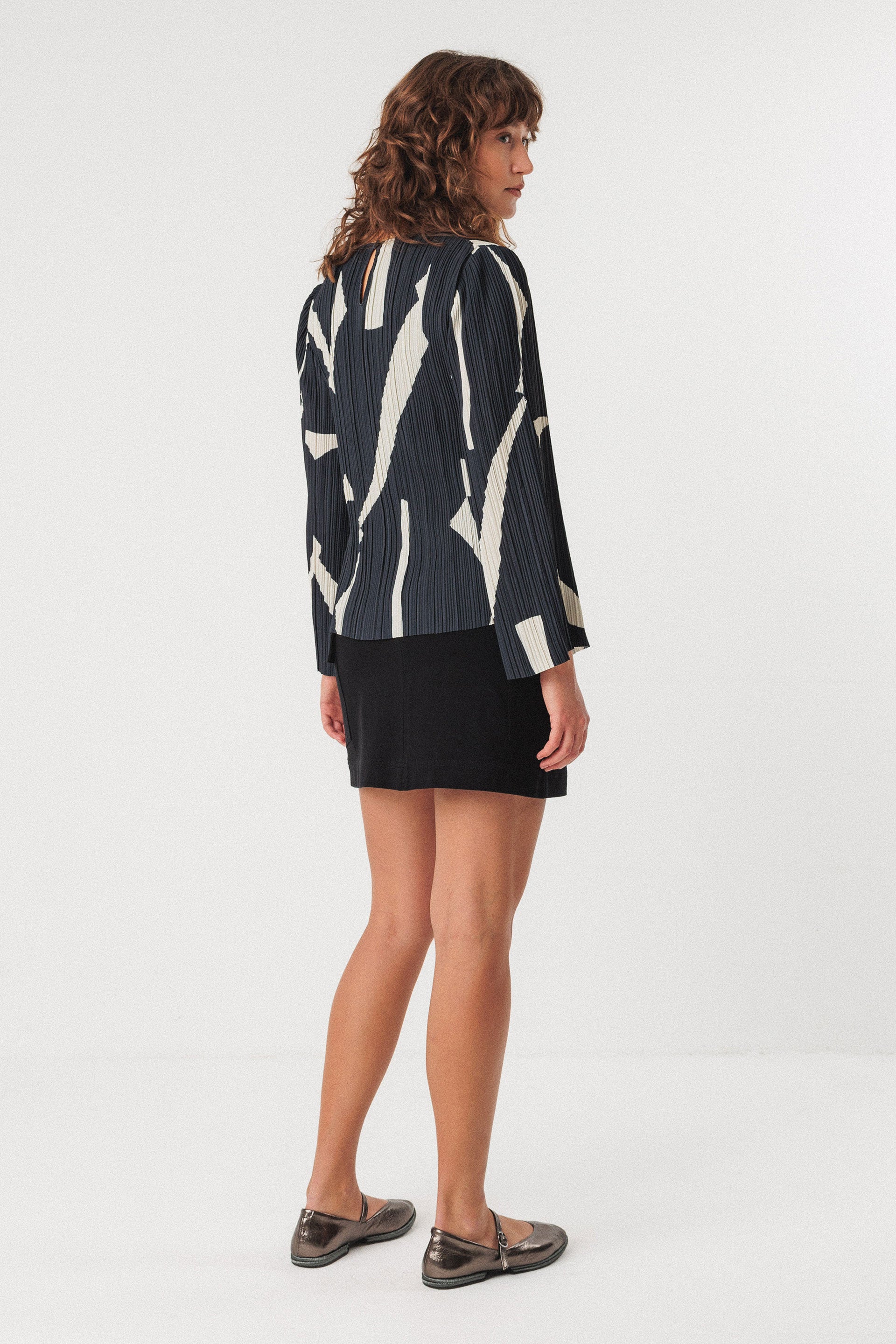 skfk femme blouse elbira marron noir creme polyester recycle l armoire poethique 3