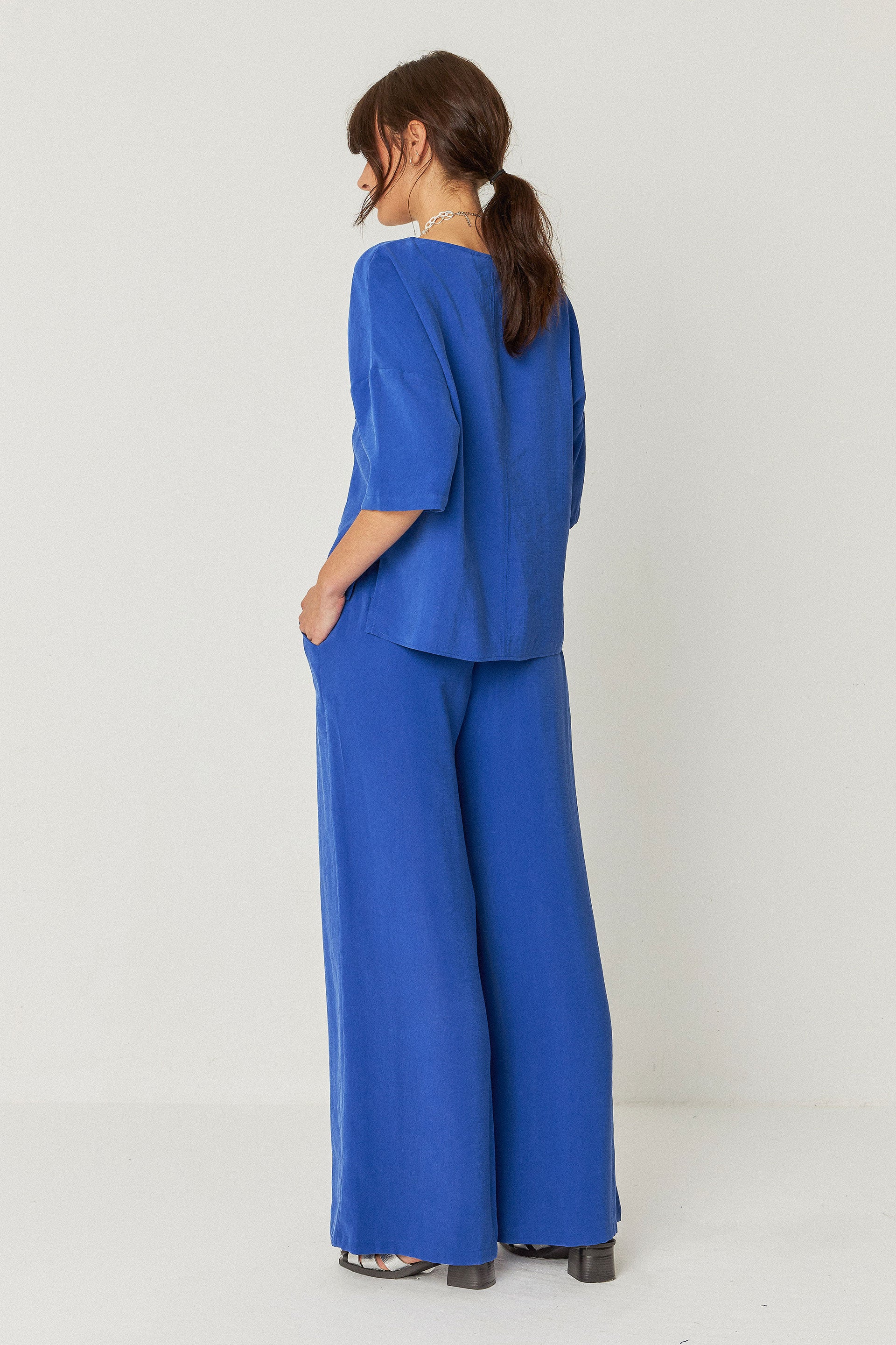 skfk femme blouse maitia bleu modal l armoire poethique 1