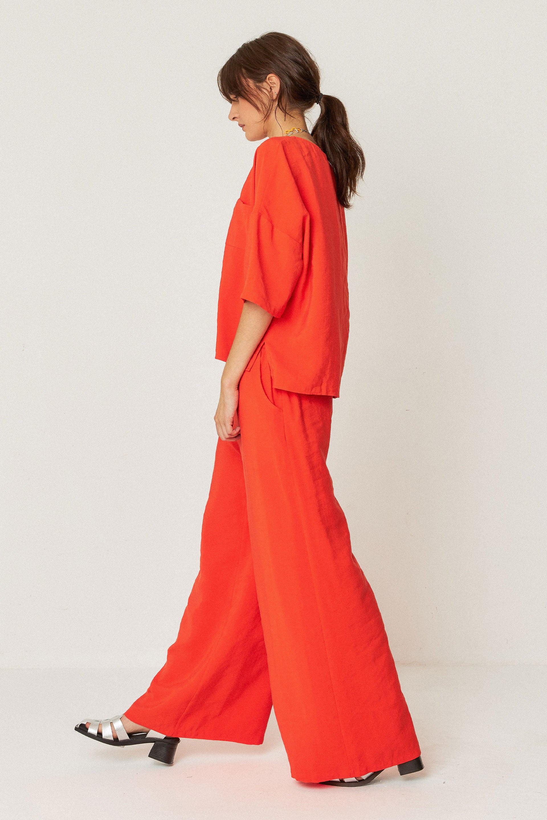 skfk femme blouse maitia rouge modal l armoire poethique 4