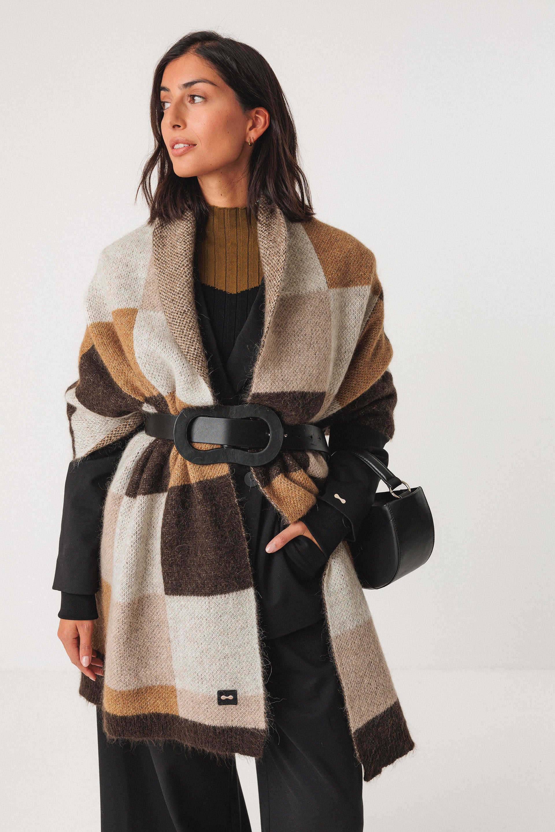 skfk femme echarpe arbea laine beige creme marron l armoire poethique 3