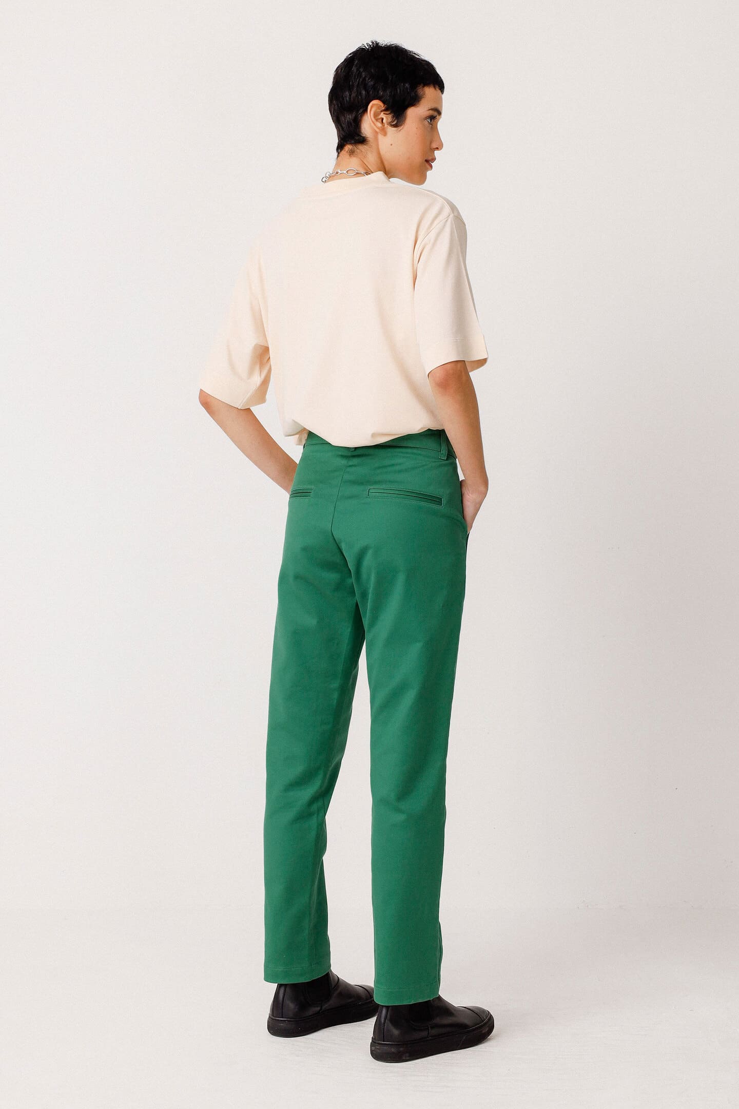 skfk femme pantalon ekora vert basilic coton bio l armoire poethique  1