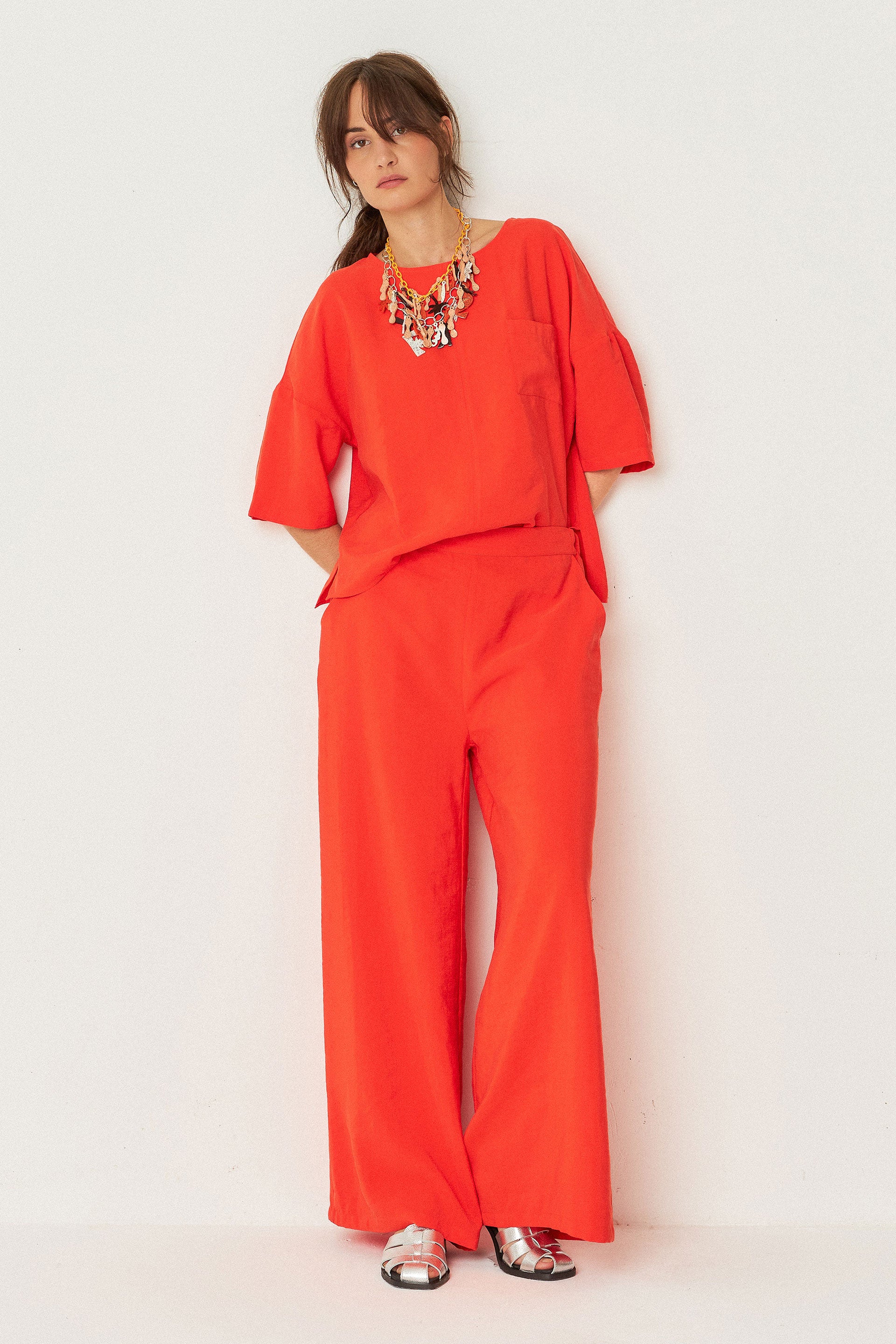 skfk femme pantalon klodin rouge modal l armoire poethique  1